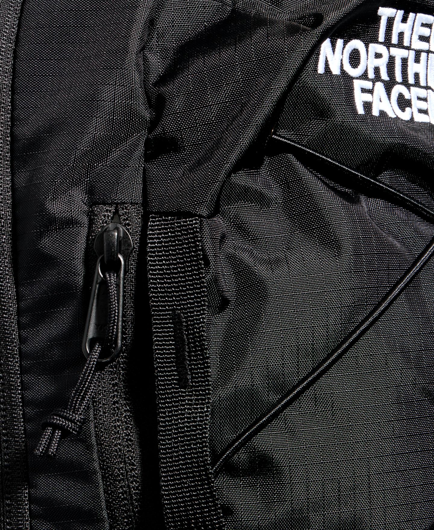 Мужская сумка The North Face Borealis Sling Crossbody, цвет: Чёрный / Белый — фото 7