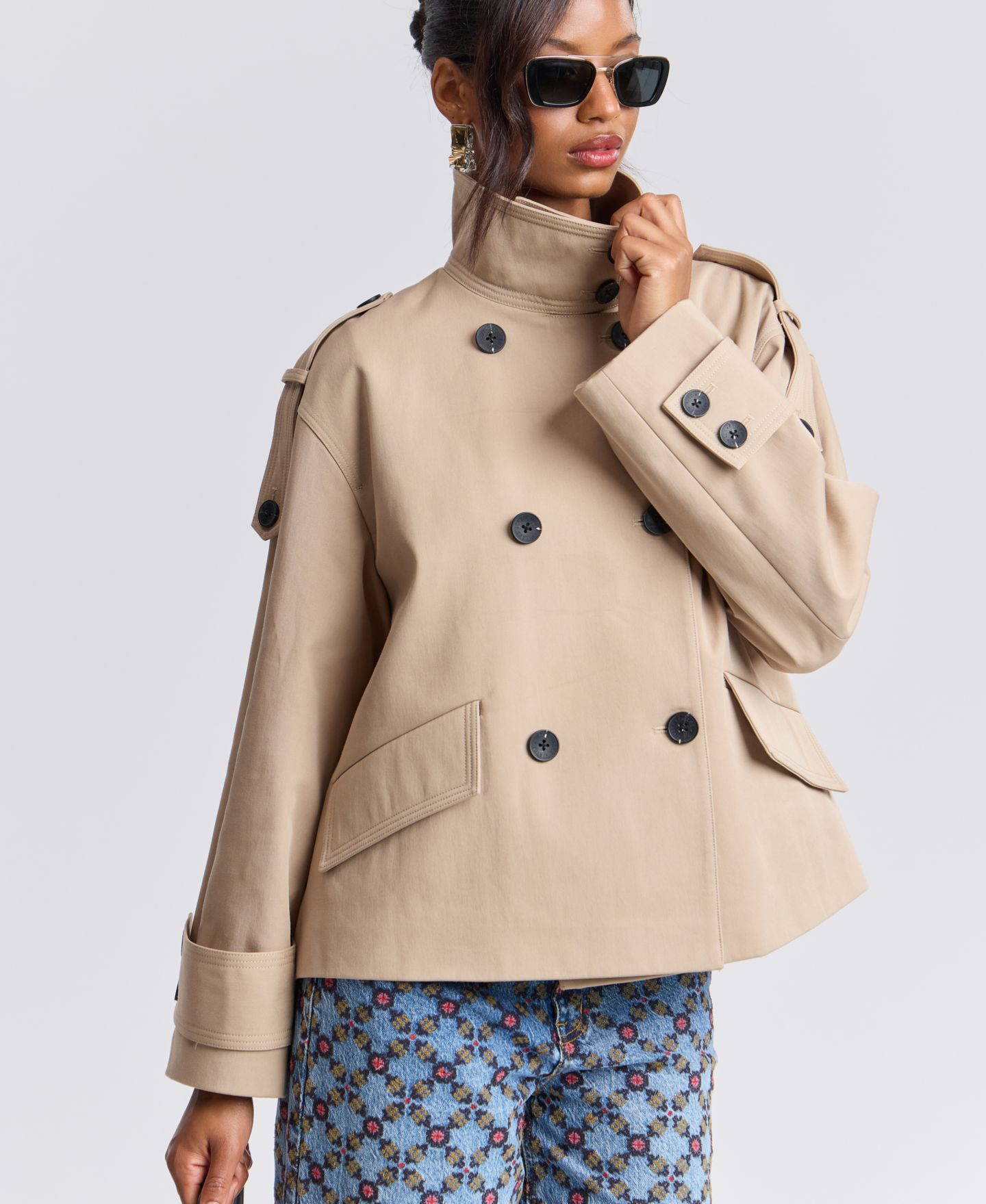 Женское пальто Avec Les Filles Double-Breasted Short Trench, цвет: Светлый палевый — фото 6