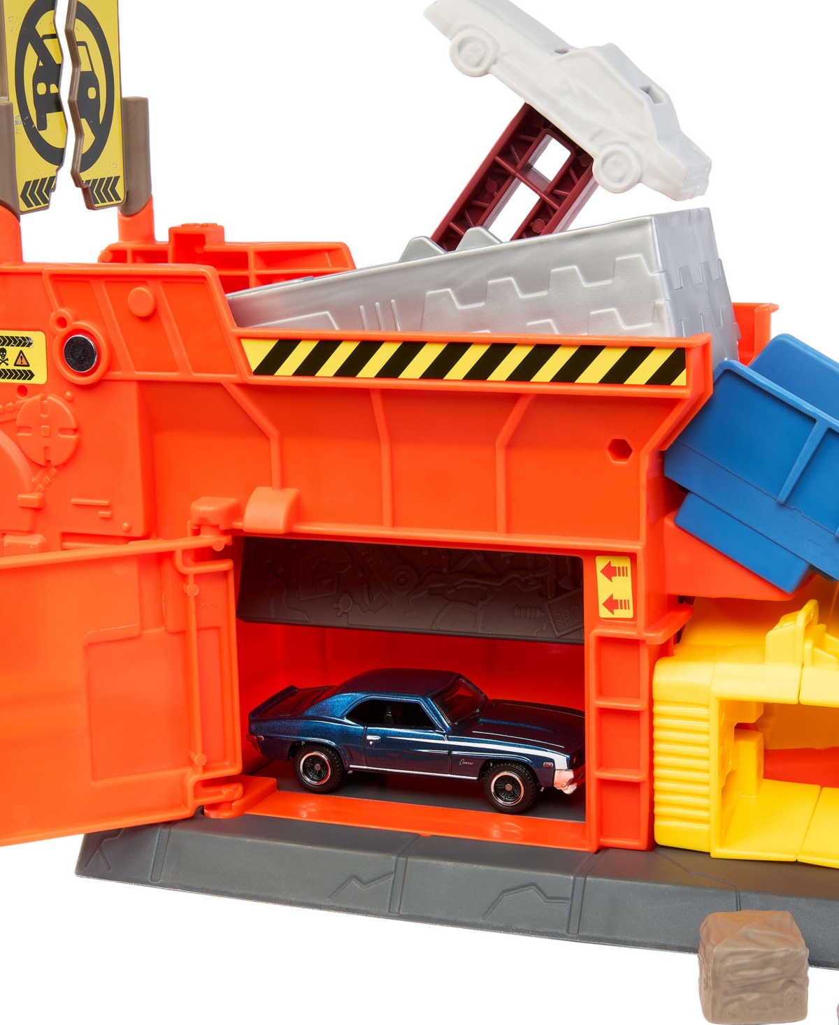 Matchbox 1:64 Scale The Movie Smalley's Launch & Crush Playset, Ages 4+