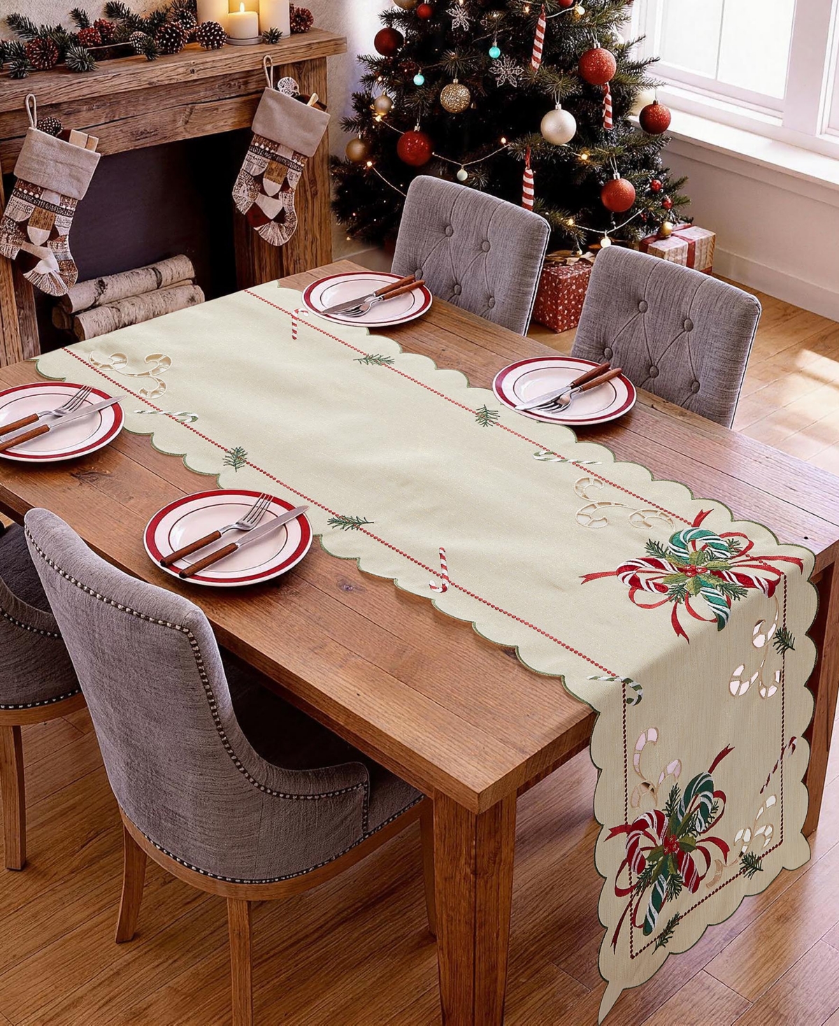 Avanti Candy Bows Table Runner, 14" x 72"