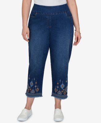 Plus Size Pull-On Mid-Rise Cropped-Ankle Denim Pants