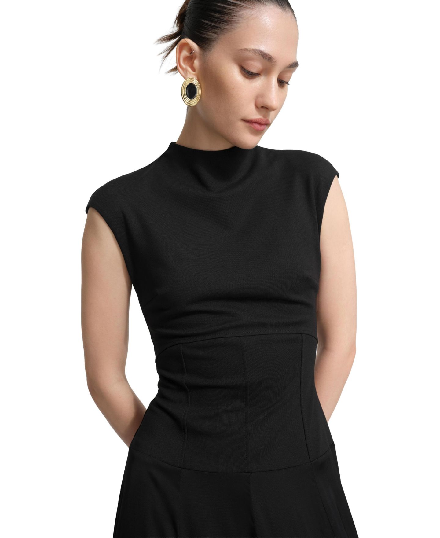 Женское платье Marcella Haru High-Neck Drop-Waist Maxi, цвет: Чёрный — фото 5