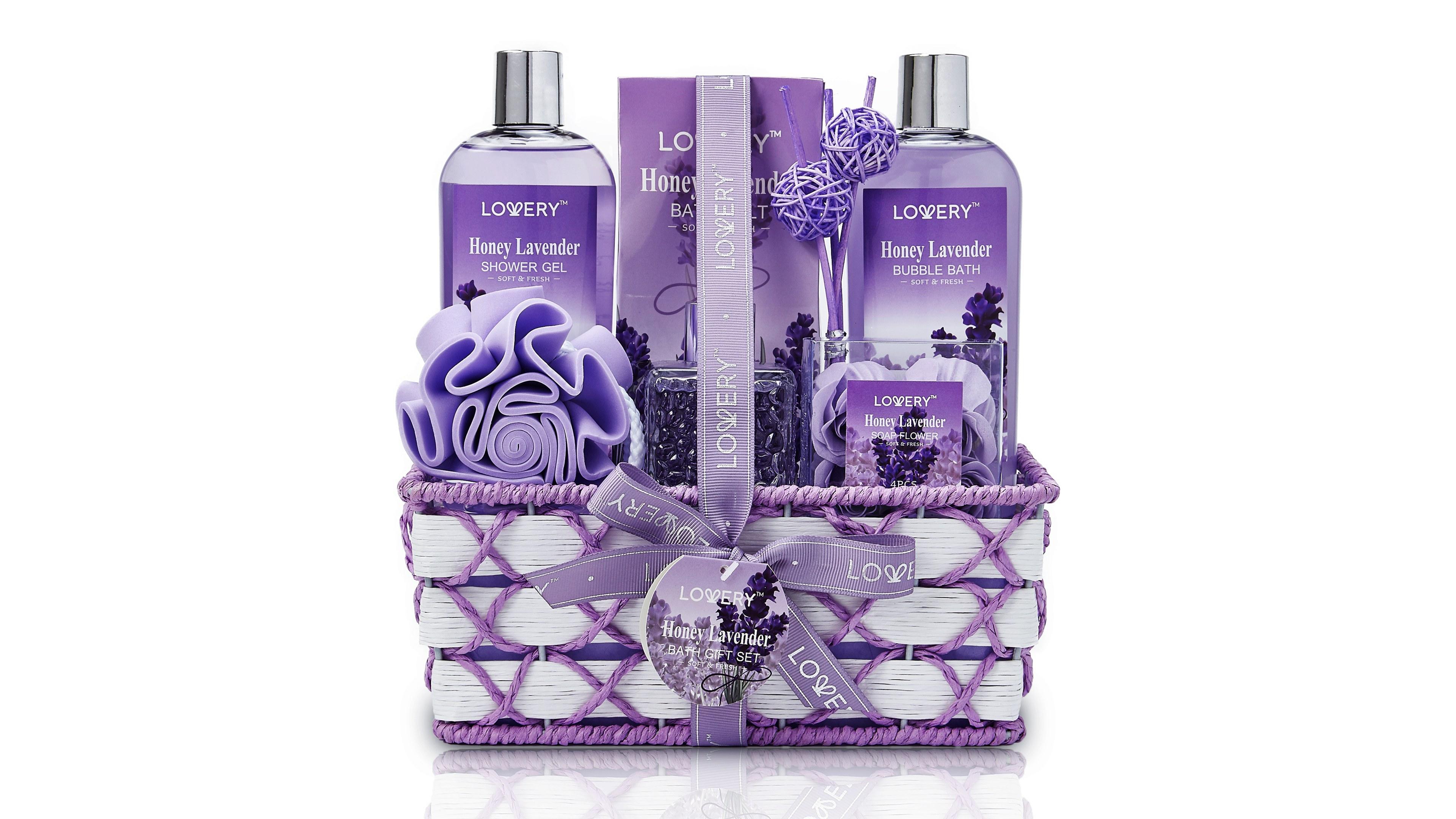 Lovery Honey Lavender Relax Body Care Gift Set, 13 Piece