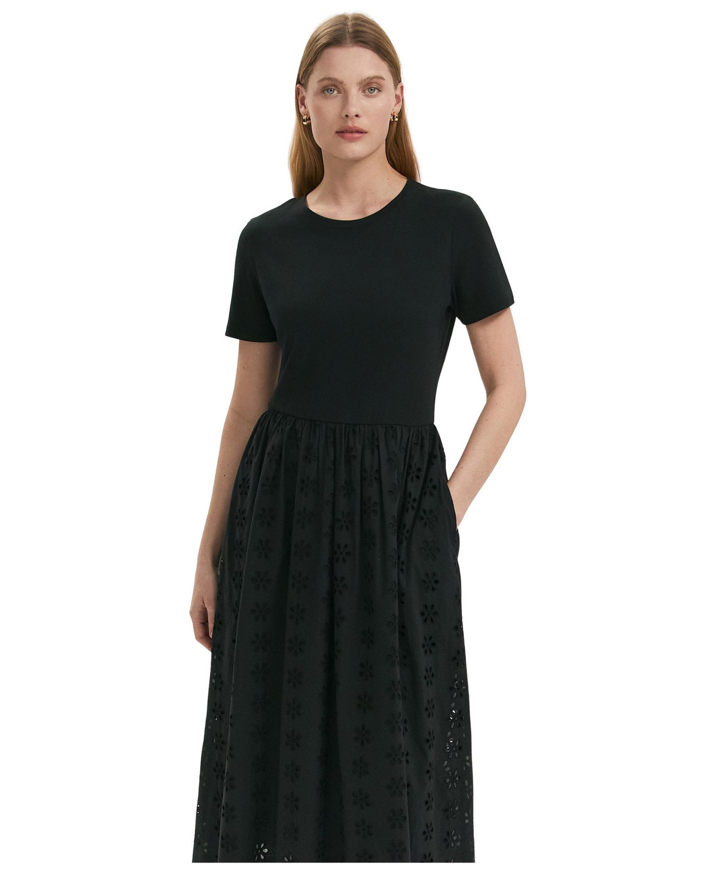Женское платье Finery London Brea Embroidered Floral Short-Sleeve Midi, цвет: Чёрный — фото 2