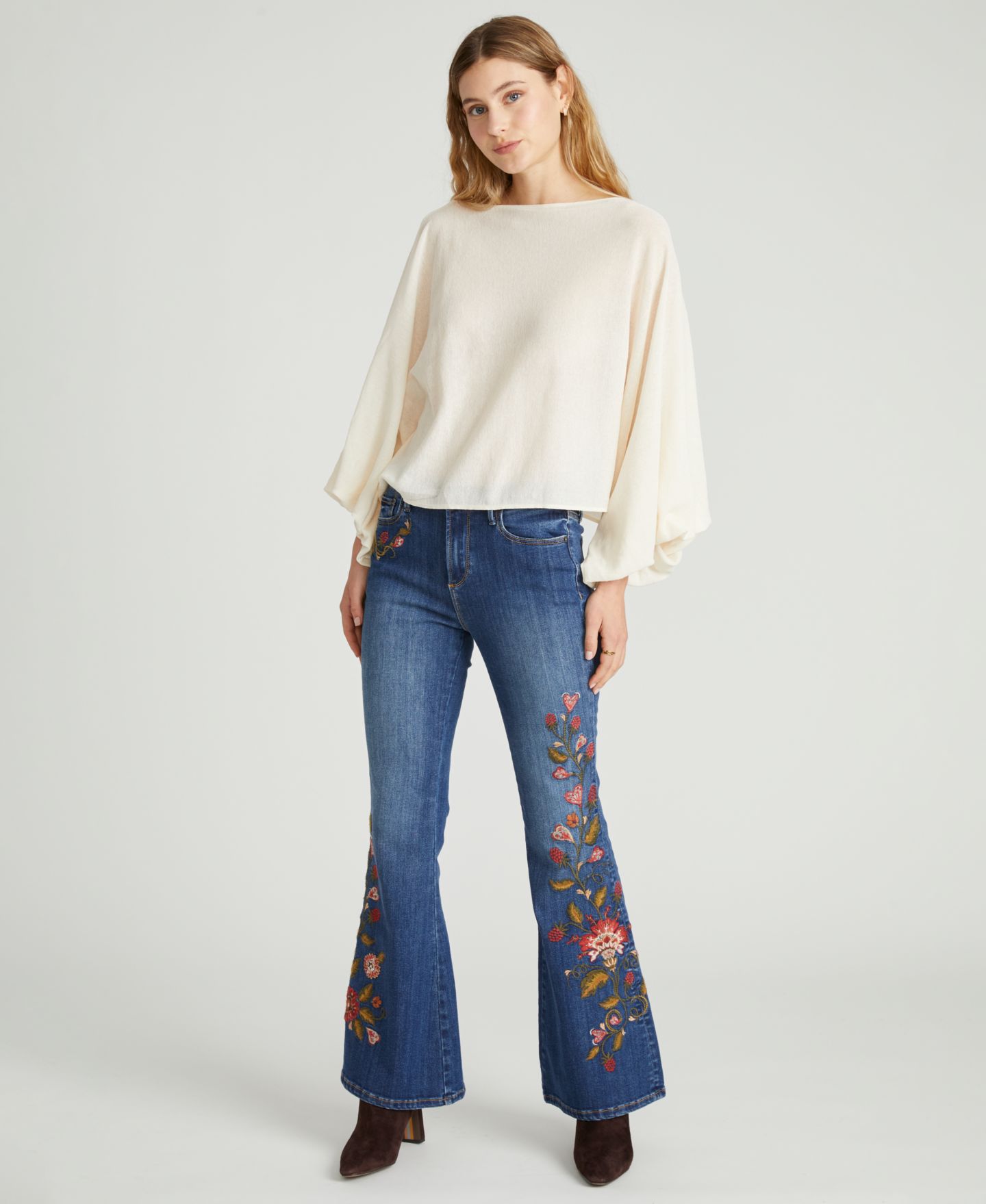 Женские джинсы Driftwood Farrah Flare Embroidered, цвет: Тёмная варка — фото 6