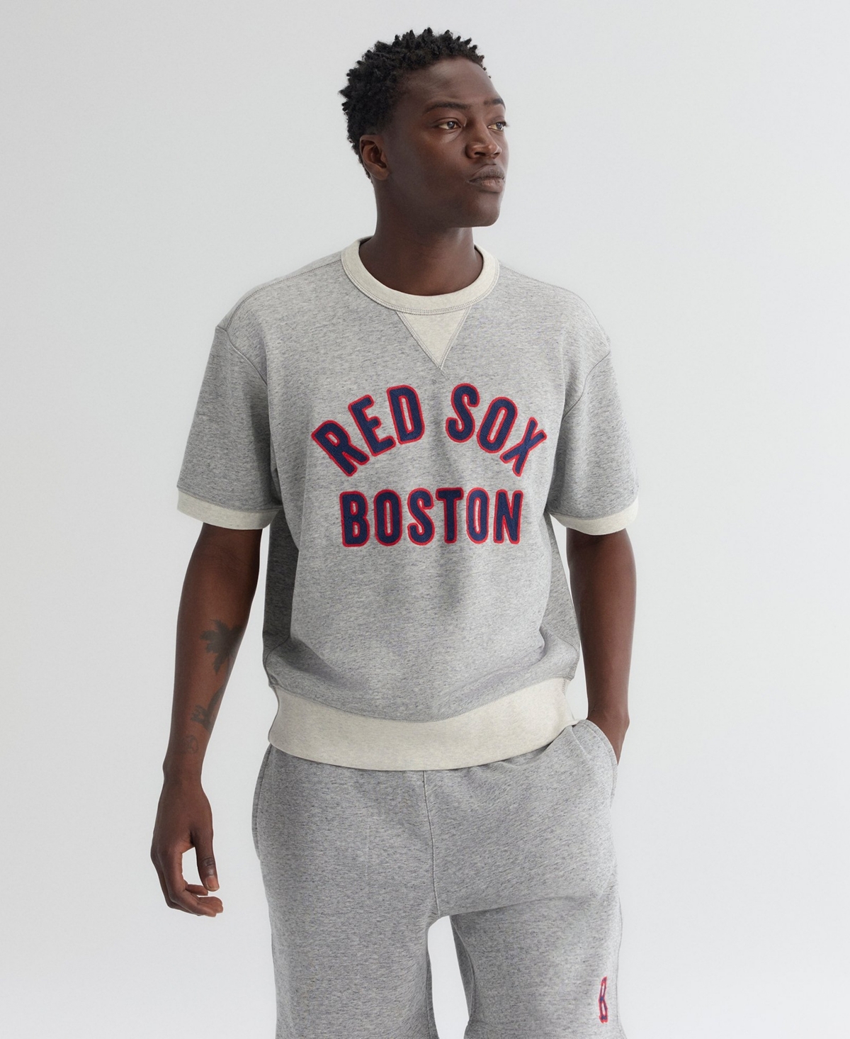 Fanatics Men's Boston Red Sox Iconic Relaxed-Fit Pre-Season Terry Short-Sleeve Sweatshirt - Heather Gray