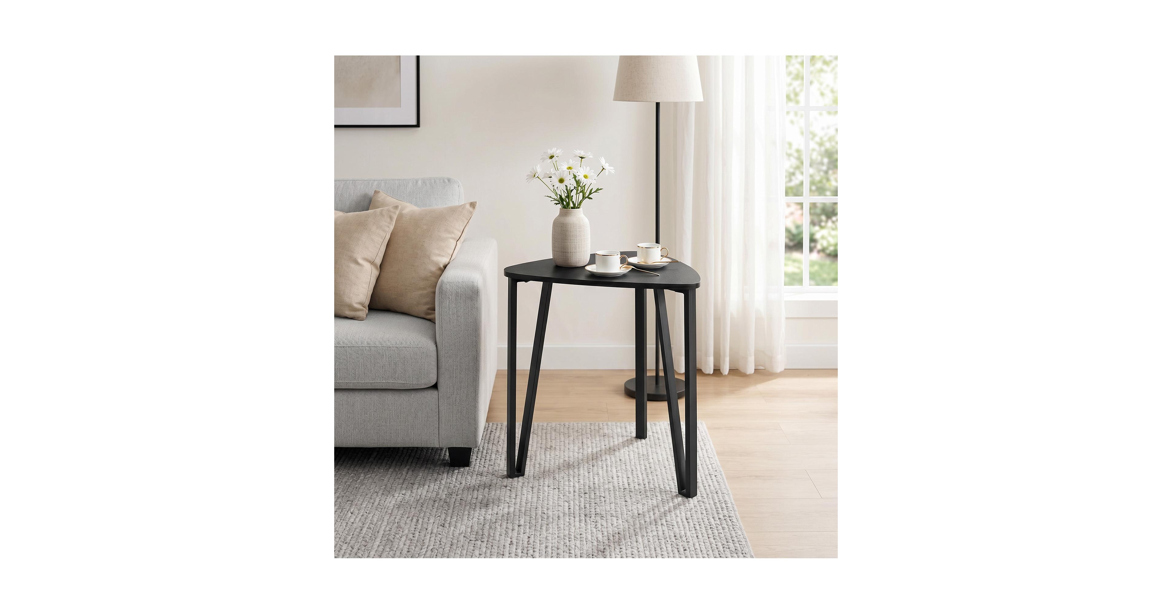 gaomon Industrial Triangle Nesting Coffee Table Set, Space-Saving Stackable Side Tables with Black Metal Frame Melamine Boards for Living Room Bedroom