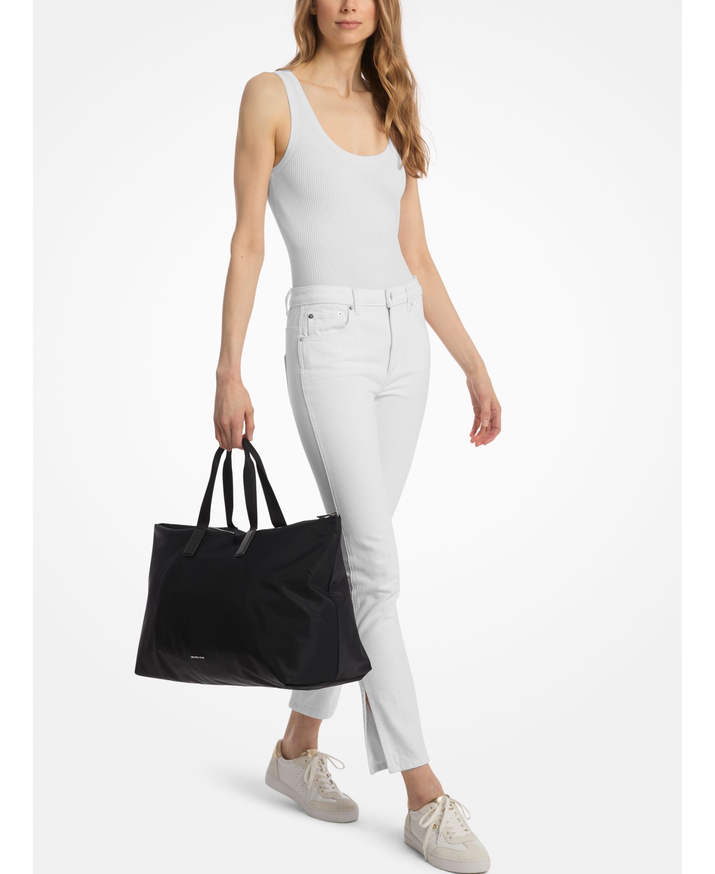 Женская сумка MICHAEL Michael Kors Tanner Extra-Large Reversible Packable Tote Handbag, цвет: Чёрный — фото 2