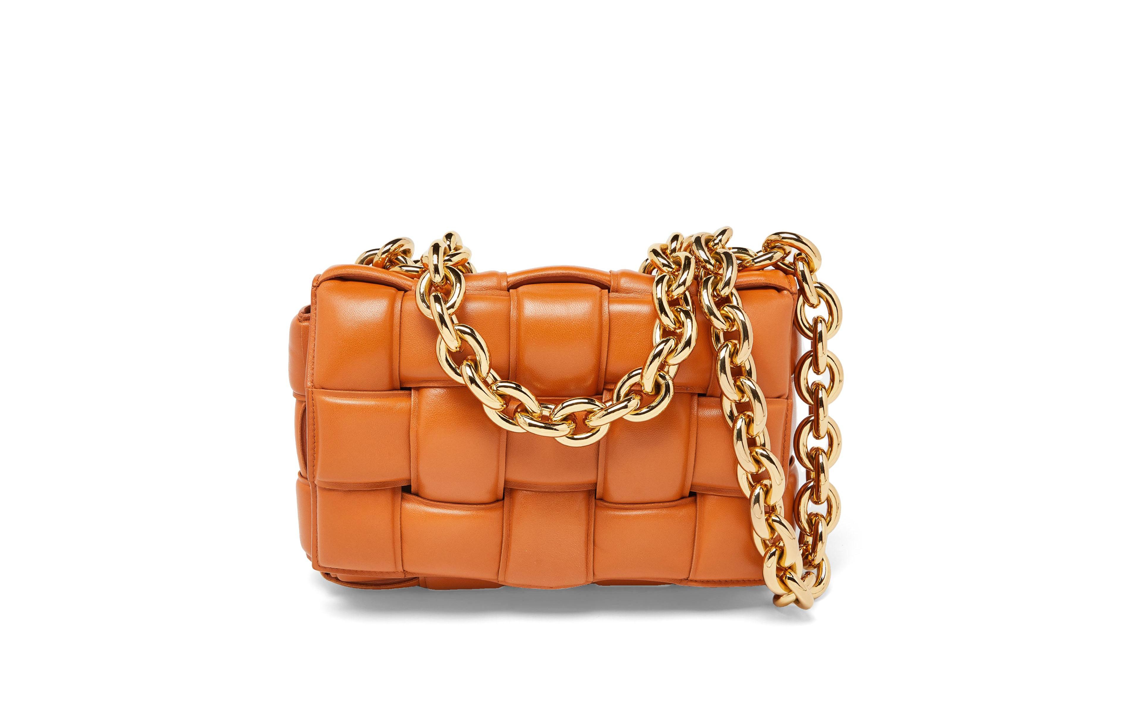 Pre-Owned Bottega Veneta Women's Chain Cassette Padded Leather Shoulder Bag