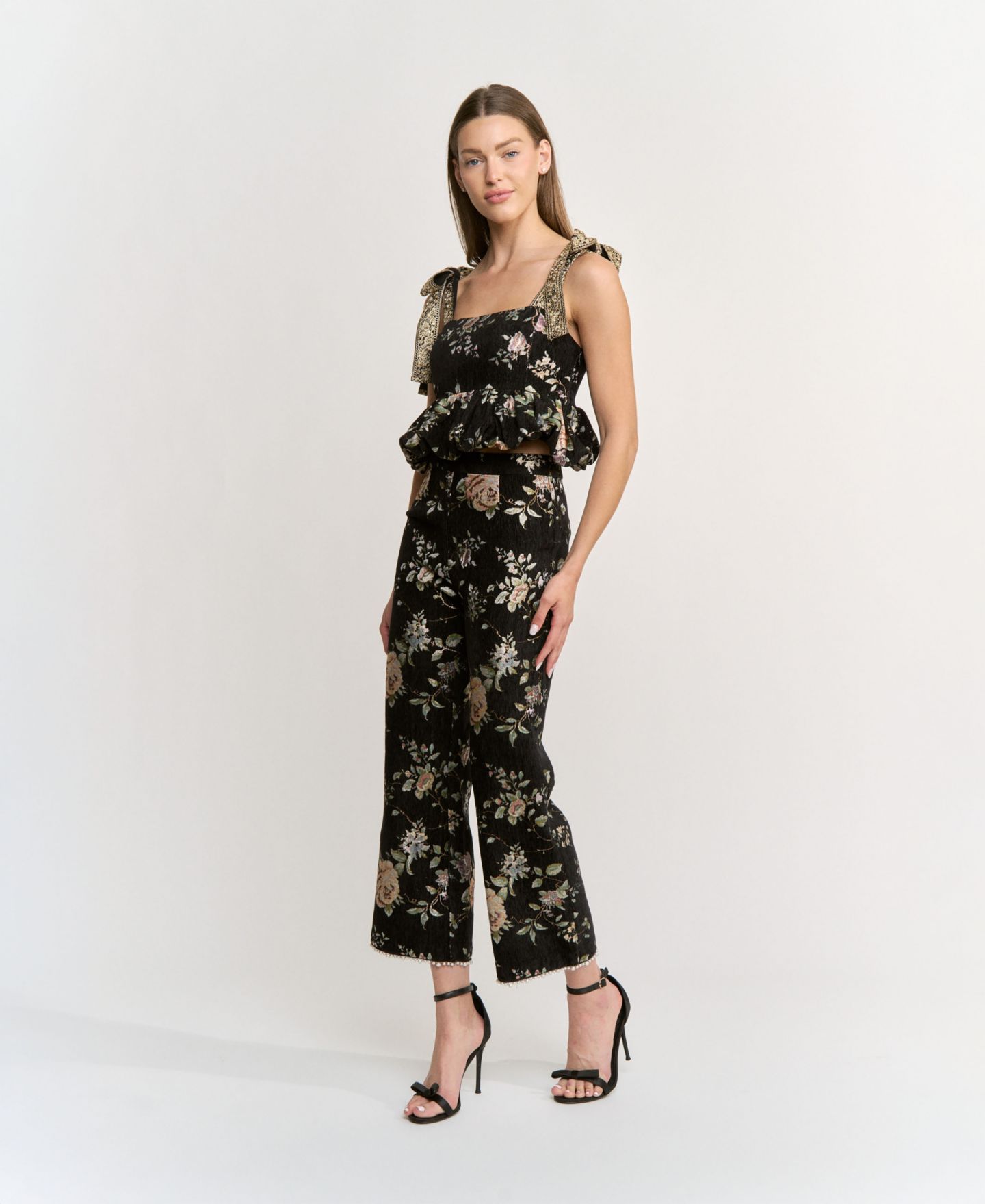 Женский топ En Saison Jasmine Floral-Print Square Neck Crop, цвет: Чёрный разноцветный — фото 3