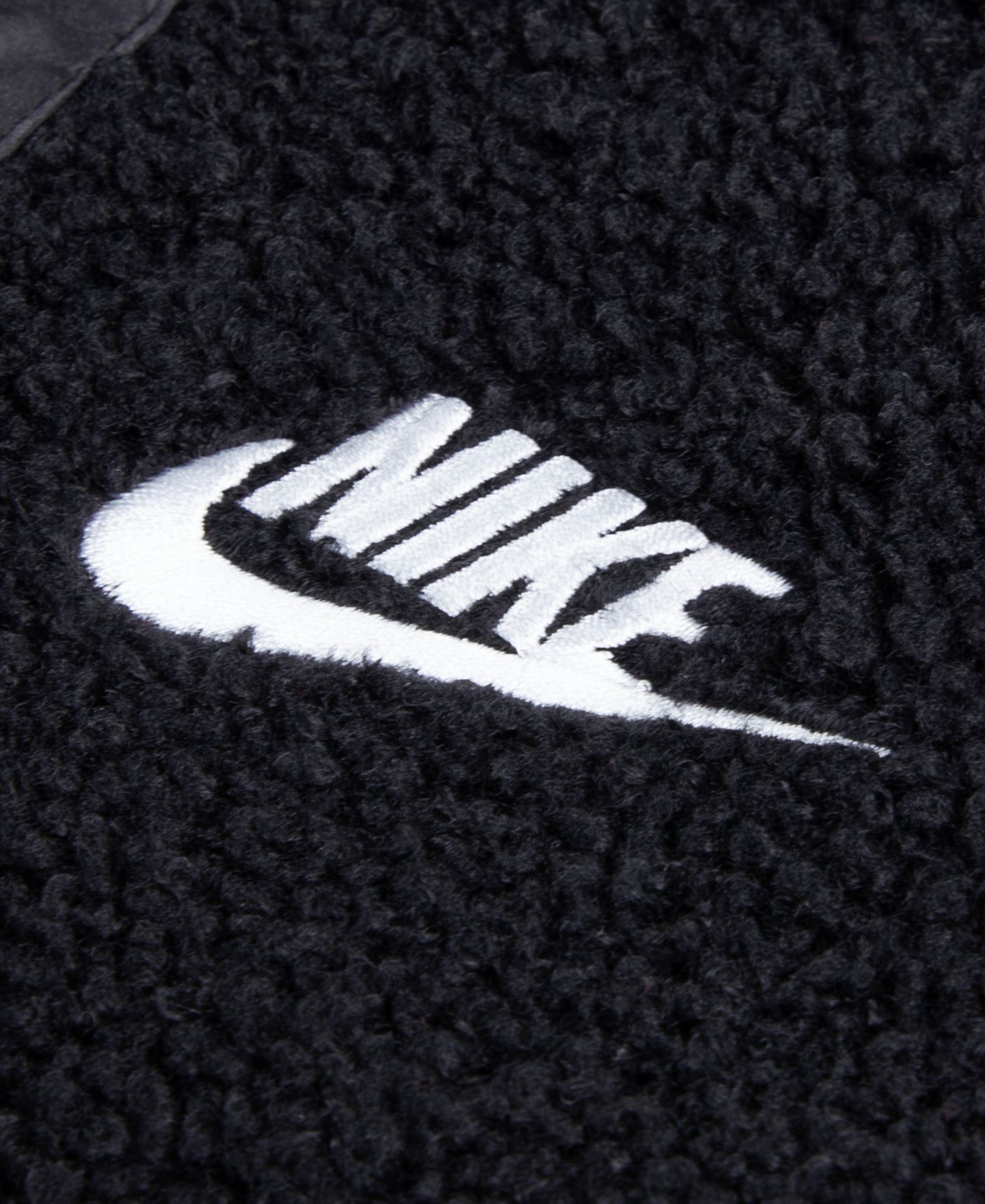 Детское худи Nike из флиса с высоким ворсом на молнии, цвет: Чёрный — фото 3