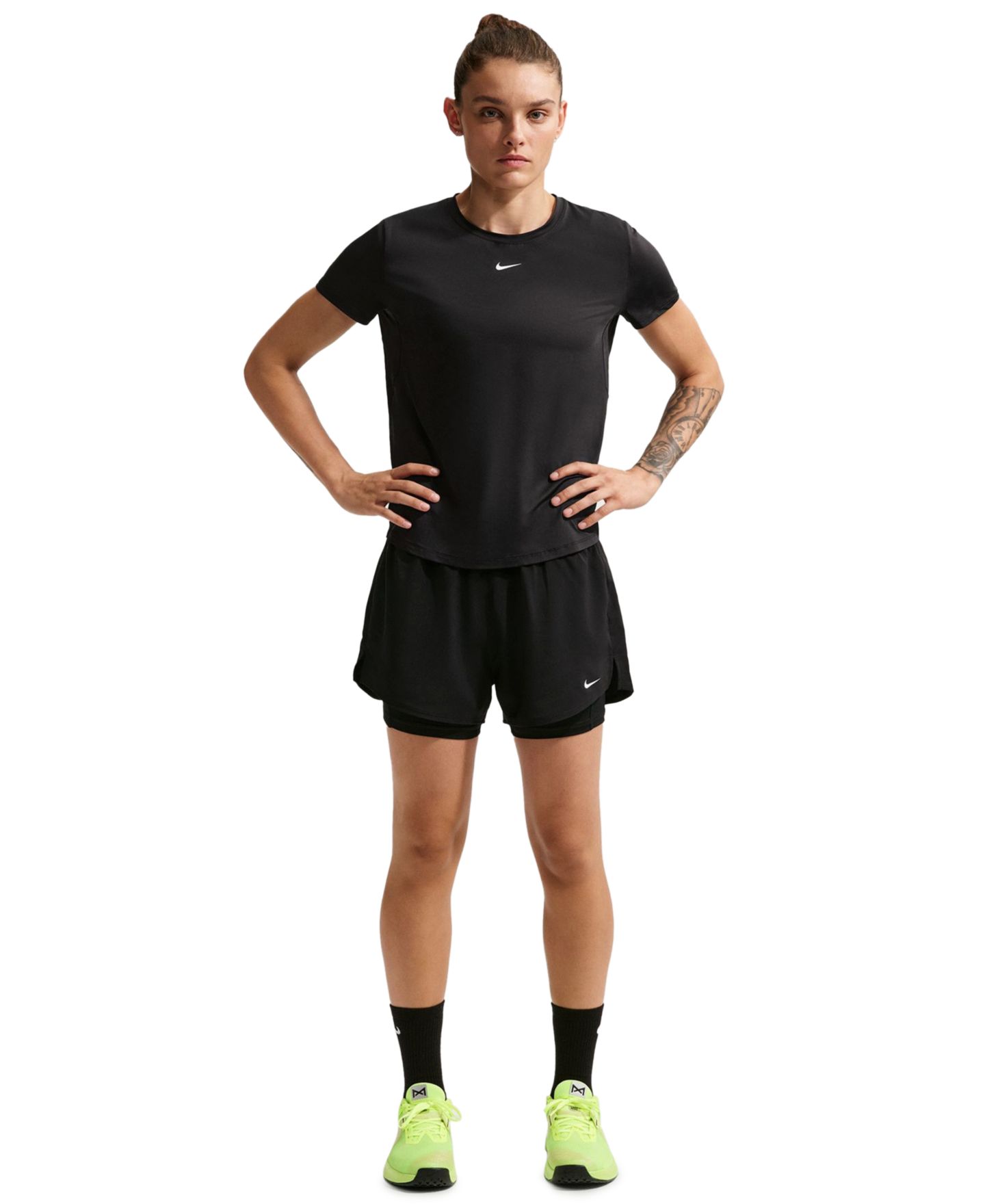 Женские шорты Nike One Dri-Fit High-Waist 2-in-1 Shorts, цвет: Чёрный / Белый — фото 1