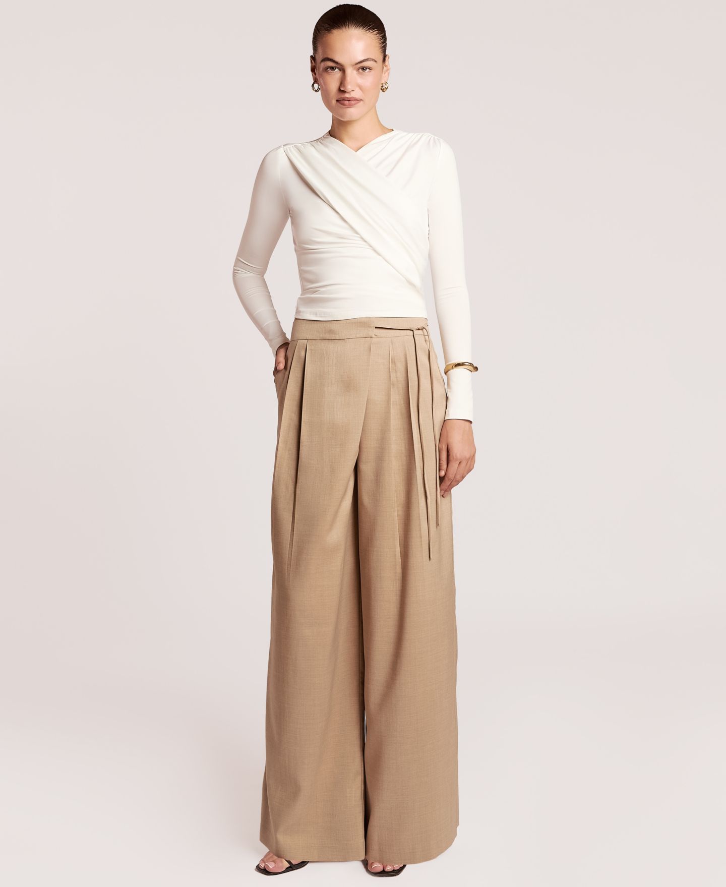 Женский топ 4th & Reckless Carrie Long-Sleeve Wrap-Front Ruched, цвет: Белый — фото 2