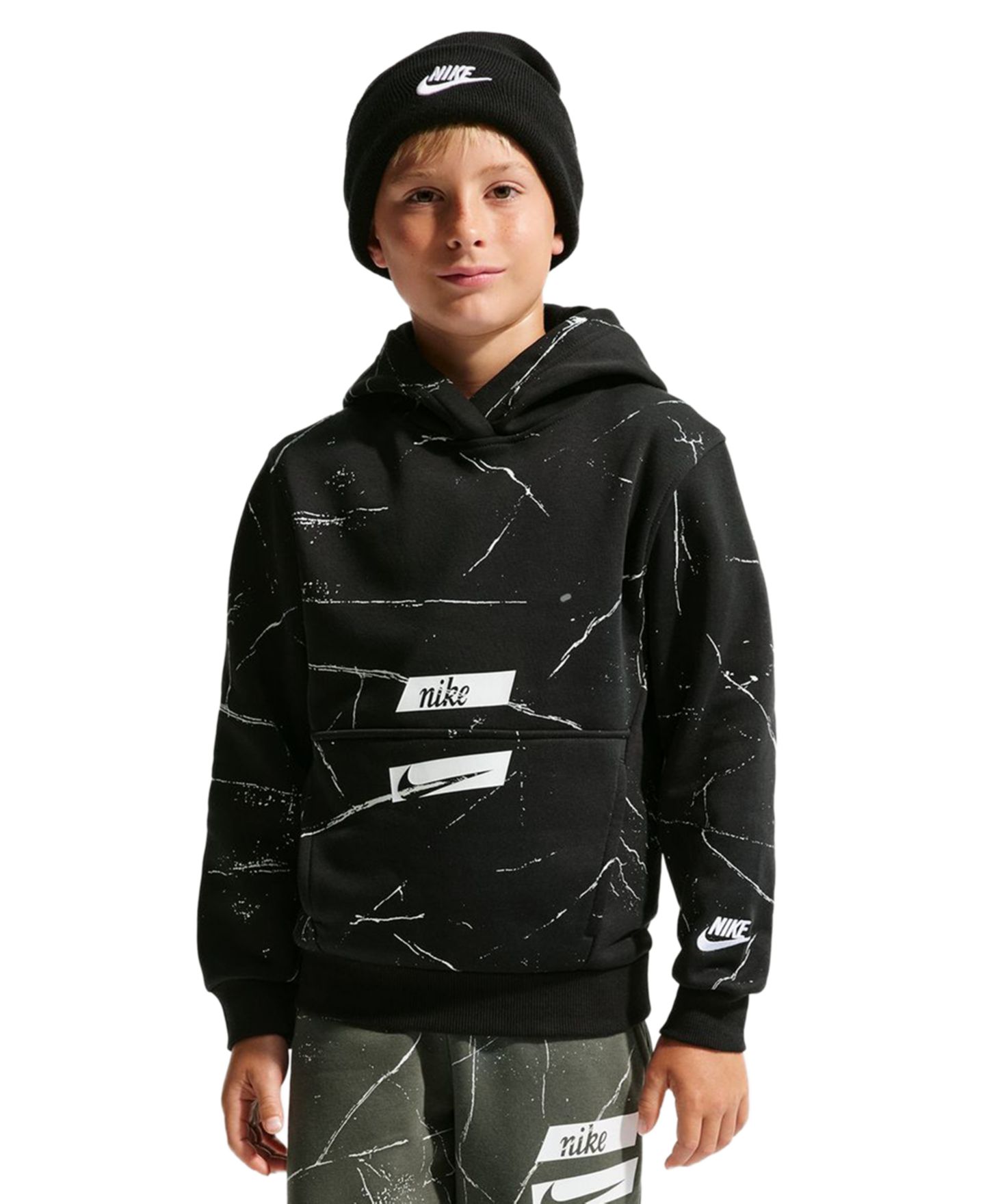 Детское худи Nike Sportswear Club Fleece Allover-Print Kangaroo Pocket Pullover, цвет: Чёрный / Белый — фото 1