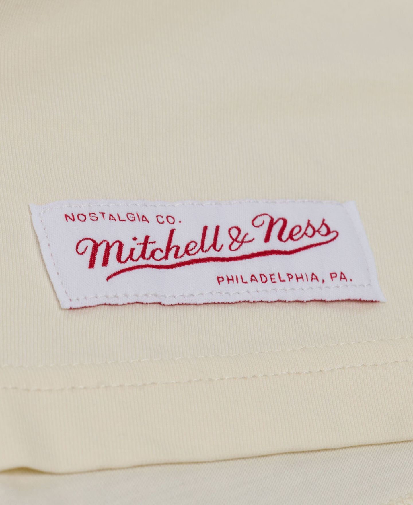 Мужская футболка Mitchell & Ness Cream Oklahoma Sooners Core Icon — фото 3