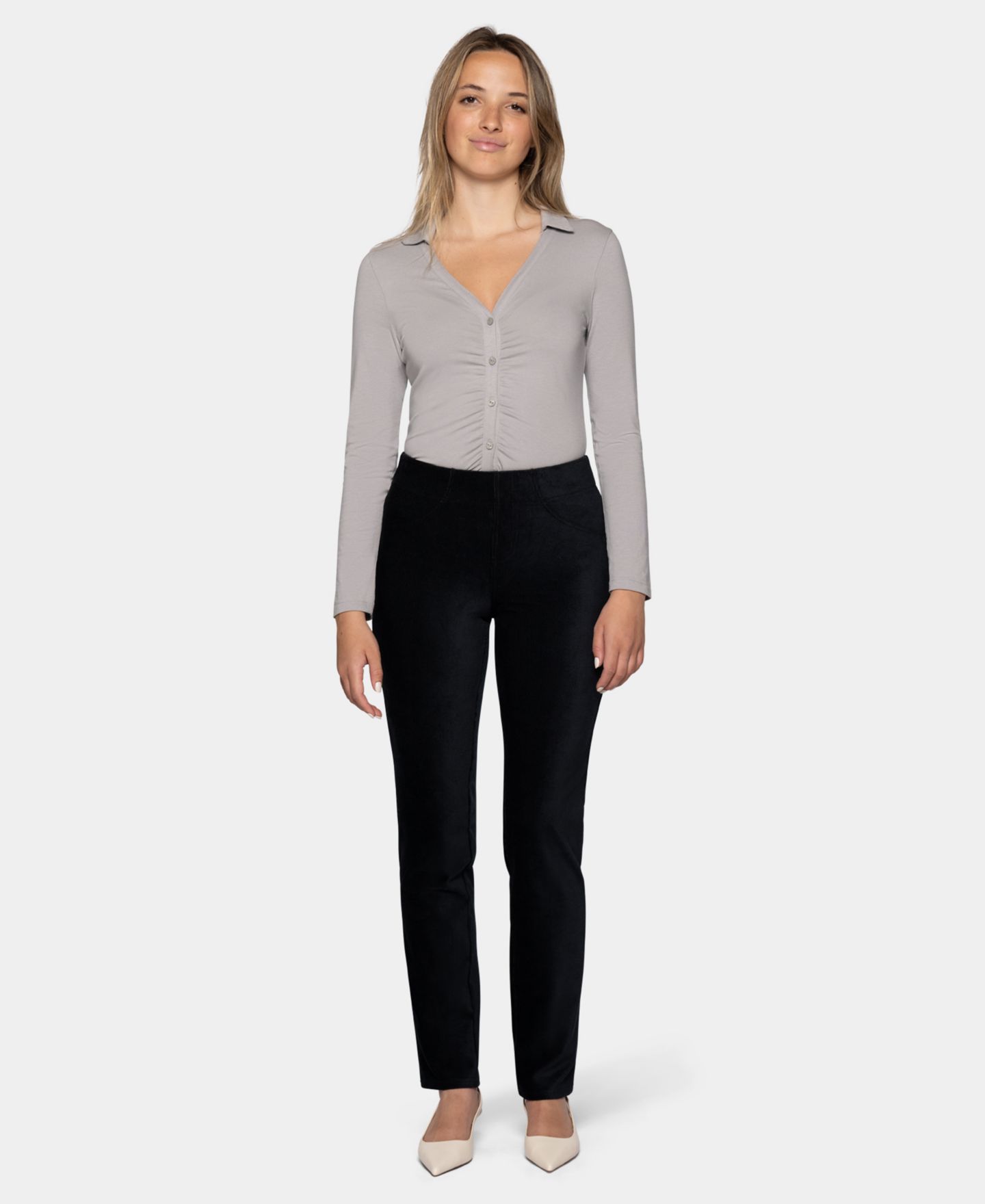 Женские брюки Hue Classic Corduroy Pull-On Mid-Rise, цвет: Чёрный — фото 2
