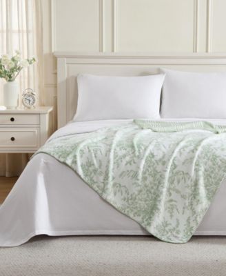 Toile Delight Reversible Throw, 70" x 50"