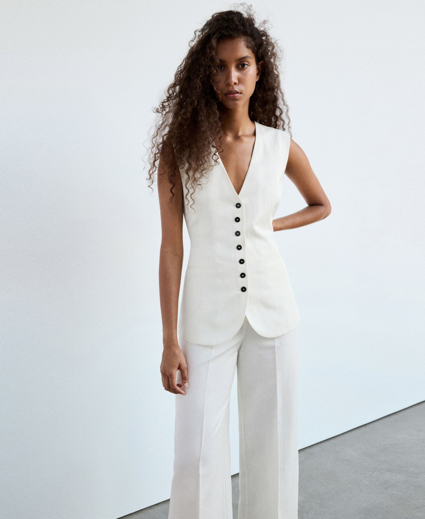 Женский комбинезон MANGO Linen-Blend Wide-Leg Sleeveless Jumpsuit, цвет: Молочный белый — фото 7