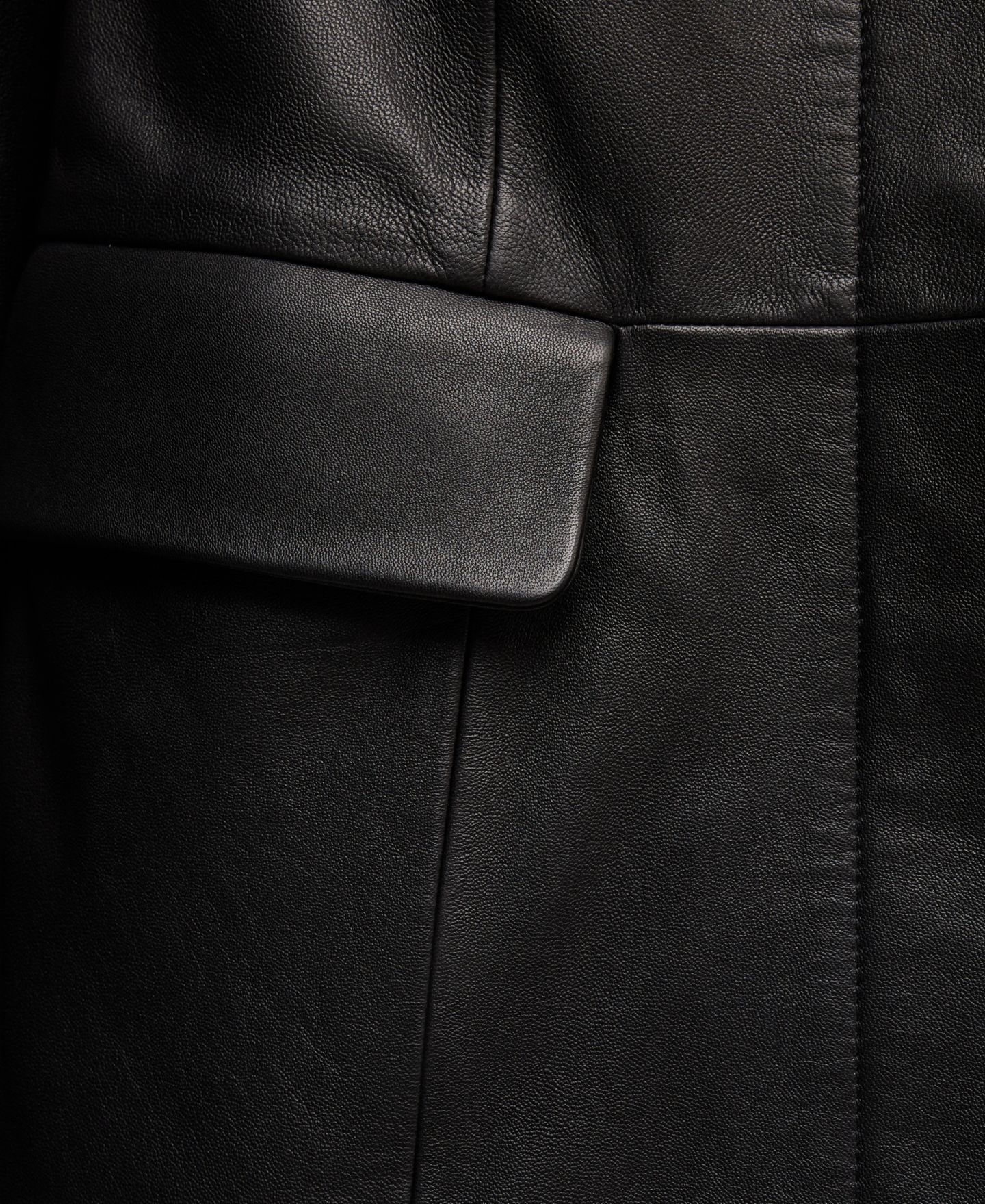 Женский пиджак MANGO Selection Crew-Neck Leather Blazer, цвет: Чёрный — фото 8
