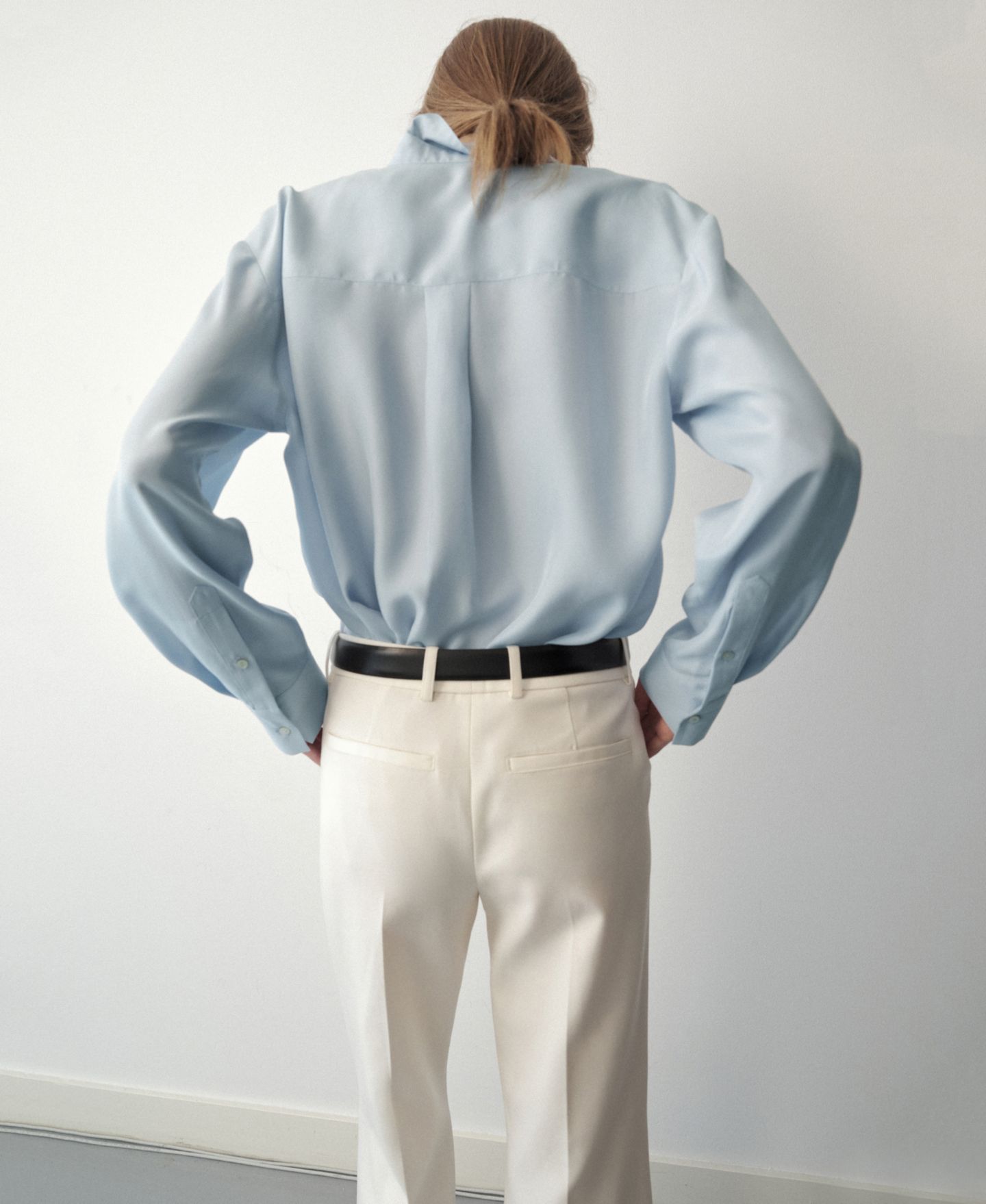 Женская блузка Mango Selection Long-Sleeve Oversized Button-Up, цвет: Небесно-голубой — фото 3