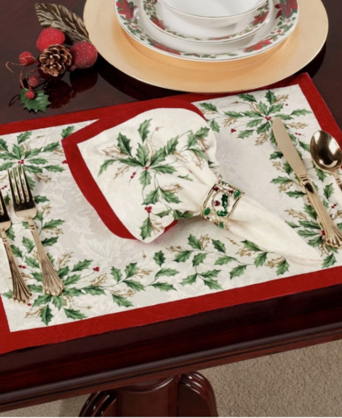 Lenox Holiday 8-Piece Placemat & Napkin Value Set