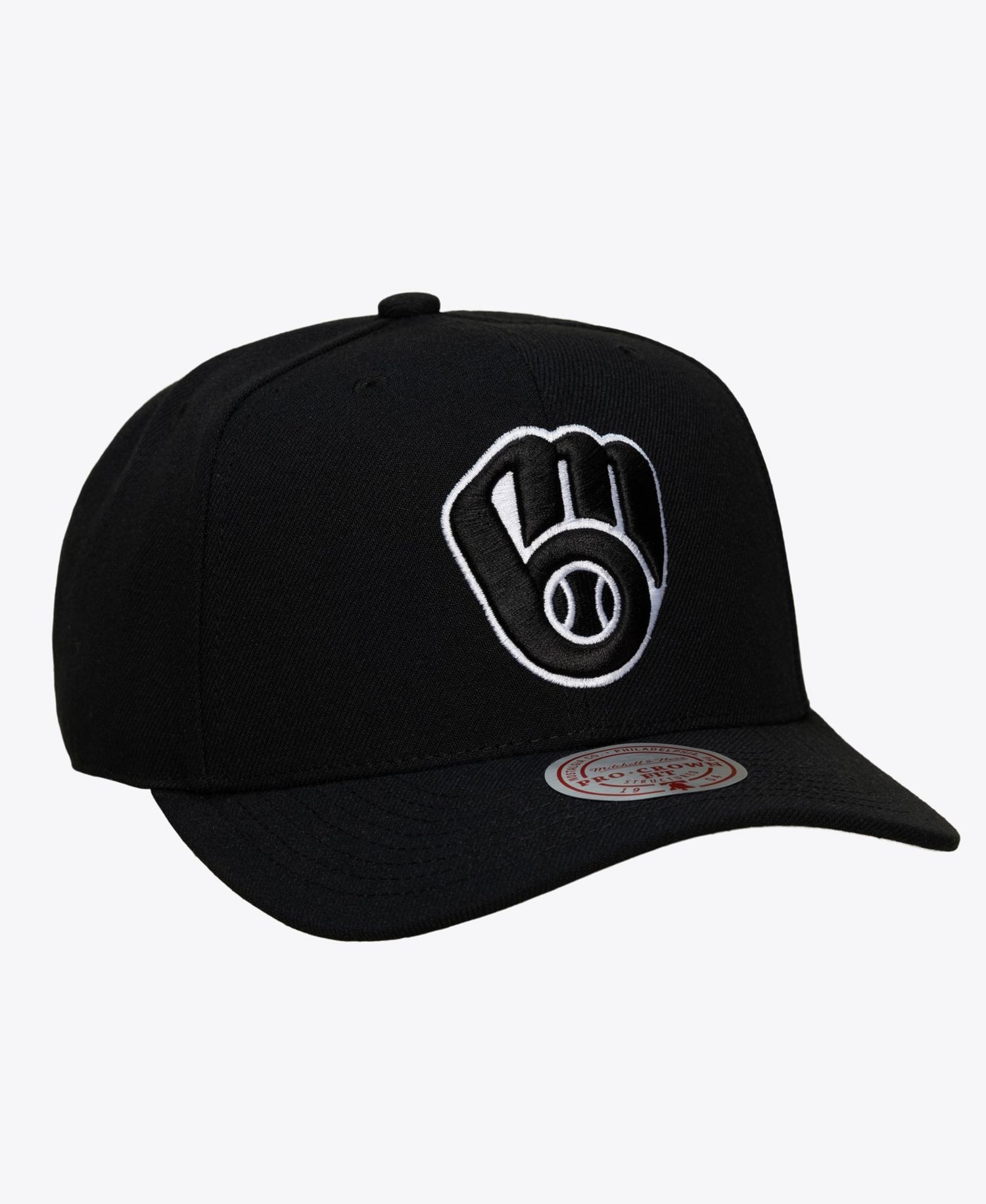 Men's Black Milwaukee Brewers Black and White Pro Crown Snapback
