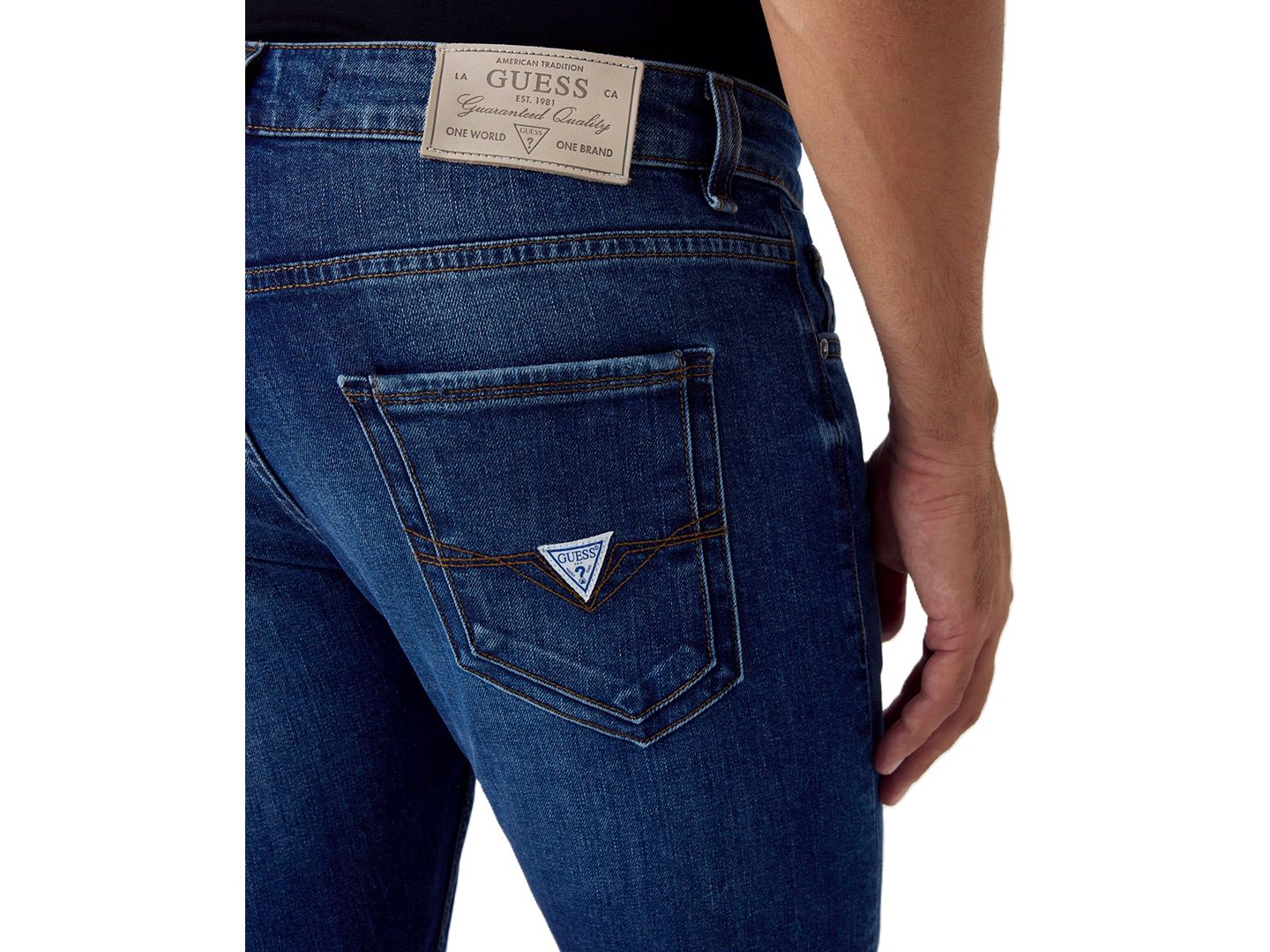 Мужские джинсы GUESS Miami Slim-Fit Dark-Wash, цвет: Насыщенный тёмный синий — фото 4