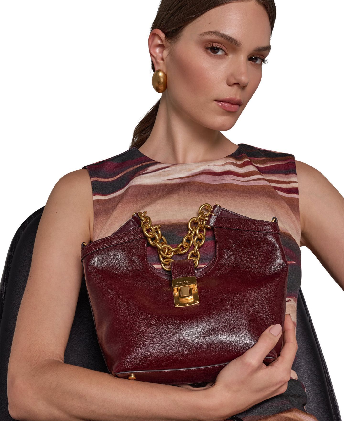 Женская сумка Donna Karan New York Leno Leather Adjustable Strap Small Tote, цвет: Чёрный вишнёвый — фото 10