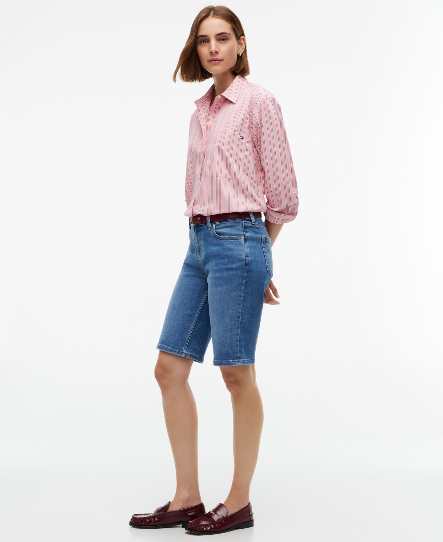 Женские шорты Tommy Hilfiger Mid-Rise Slim Cuffed Denim Shorts, цвет: Светлый синий — фото 3