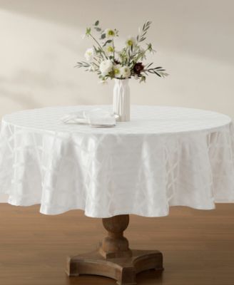Laurel Leaf White Round Tablecloth 90" x 90"