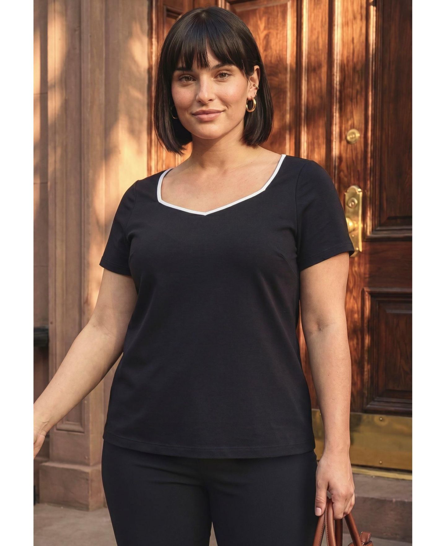 Женская футболка Avenue Plus Size Audrey Contrast-Trim Sweetheart Neck, цвет: Чёрный — фото 2