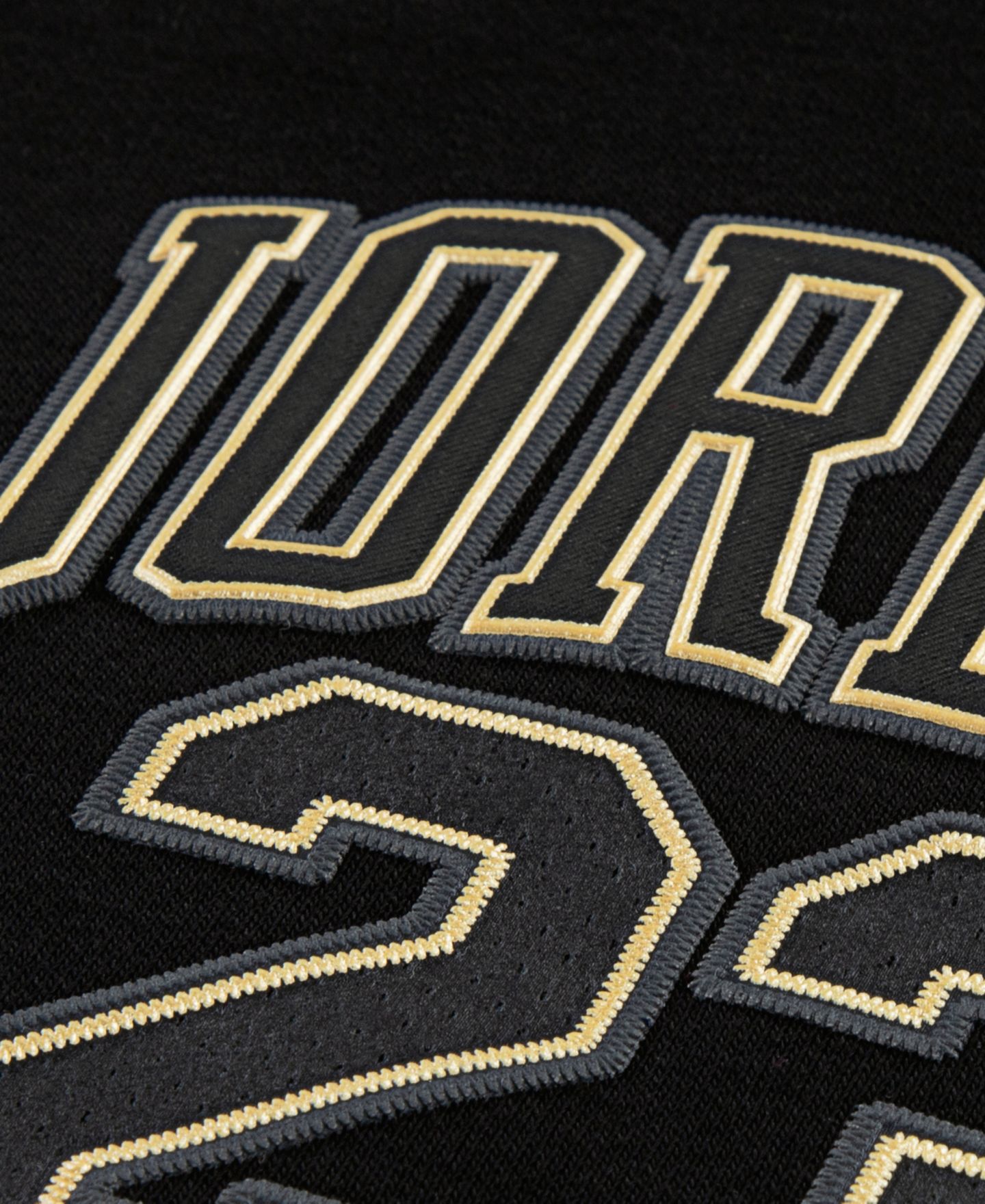 Детский комплект Jordan Jersey Pack для малыша: худи и джоггеры, 2 предмета, цвет: Чёрный / Золотой — фото 3