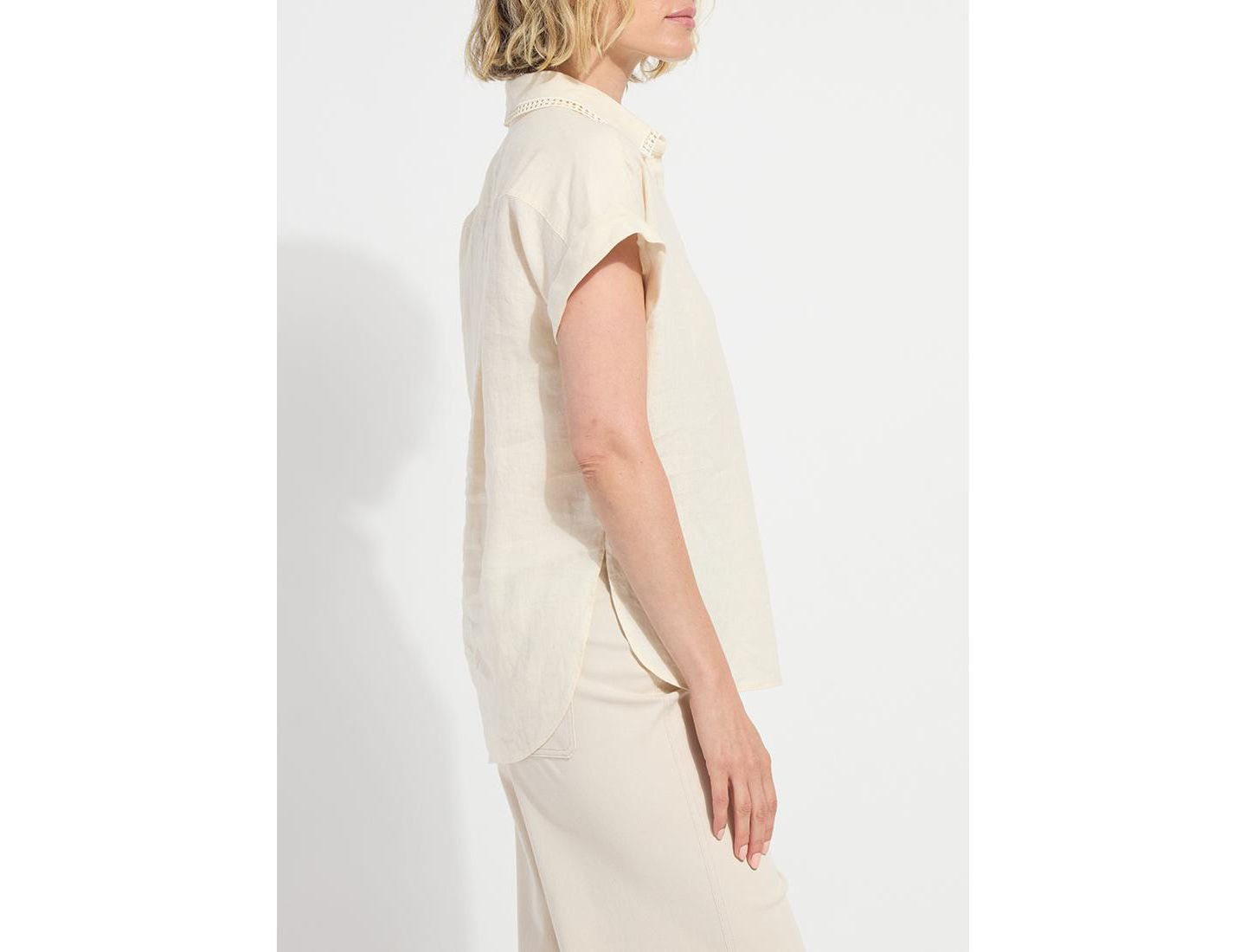 Женская рубашка LYSSE Althea Embroidered Collar Short-Sleeve Linen, цвет: Macadamia. — фото 4