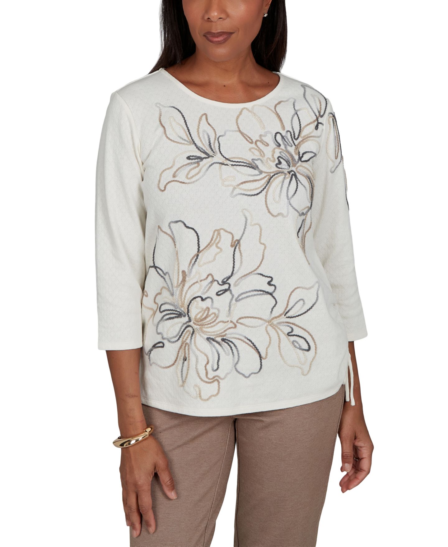Женская футболка Alfred Dunner Petite Floral Ruched 3/4-Sleeve, цвет: Слоновая кость — фото 1