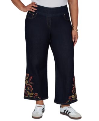 Plus Size Pull-On Wide-Leg Embroidered Jeans