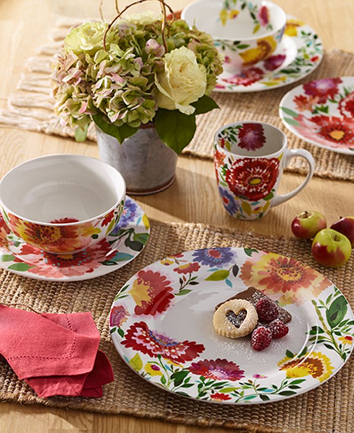 Kim Parker 16Pc. Zinnia Dinnerware Set, Service for 4, Created for
