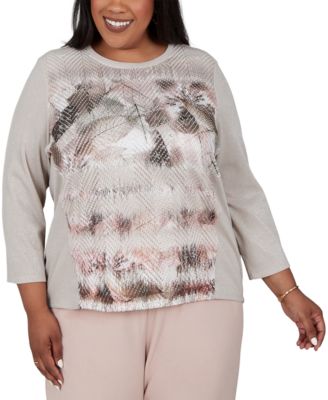Plus Size Crew Neck 3/4-Sleeve Knit Sweater