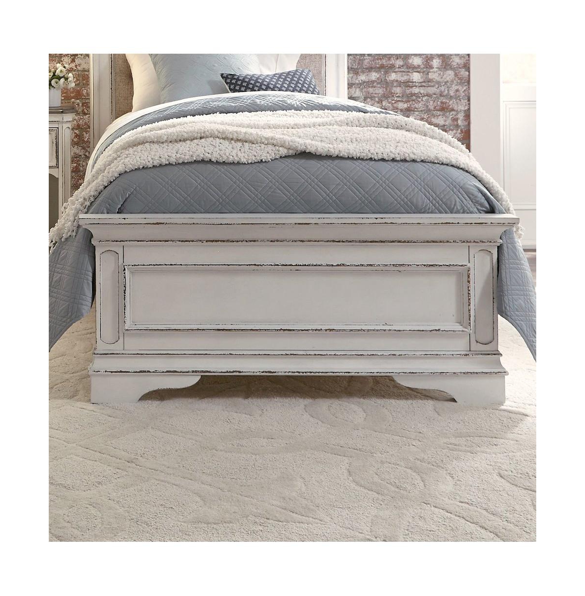Liberty Furniture Magnolia Manor Twin Panel Bed Footboard - Weathered Bark - Antique white  weathered bark