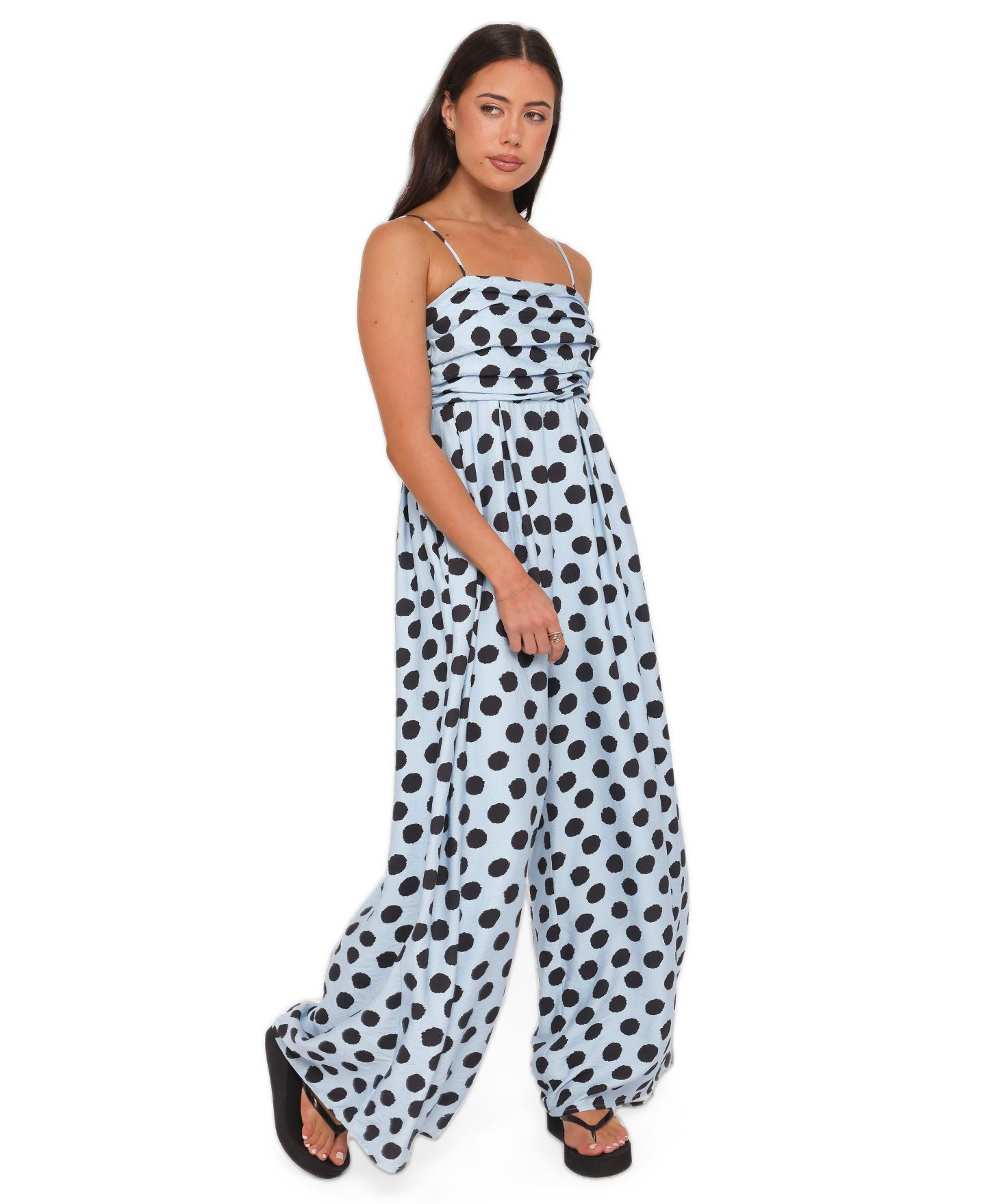 Женский комбинезон Petal and Pup Pricilla Square-Neck Sleeveless Wide-Leg Jumpsuit, цвет: Синий в горошек — фото 2