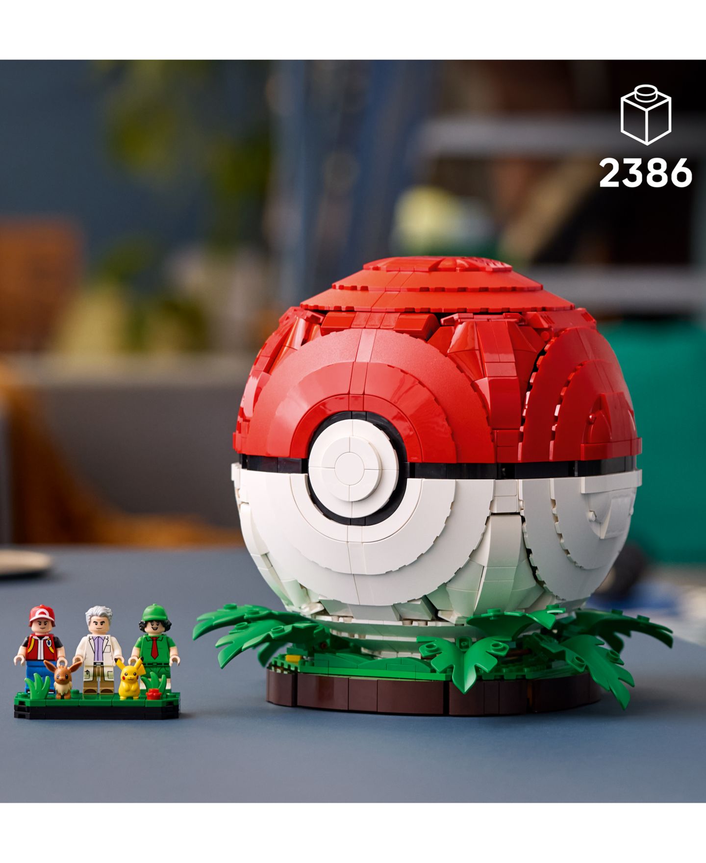LEGO® Конструктор LEGO Pokémon Iconic Trainer Moments Покебол 72154, 2386 деталей, от 18 лет — фото 2