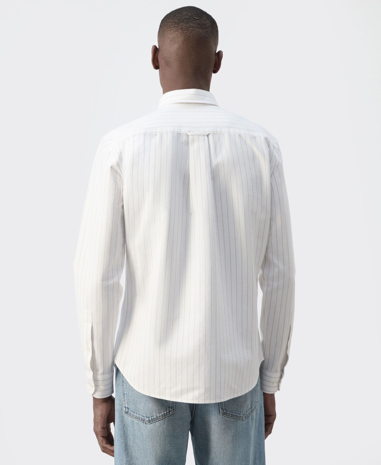 Мужская рубашка Mango Kodak Striped Regular-Fit, цвет: Бежевый — фото 5