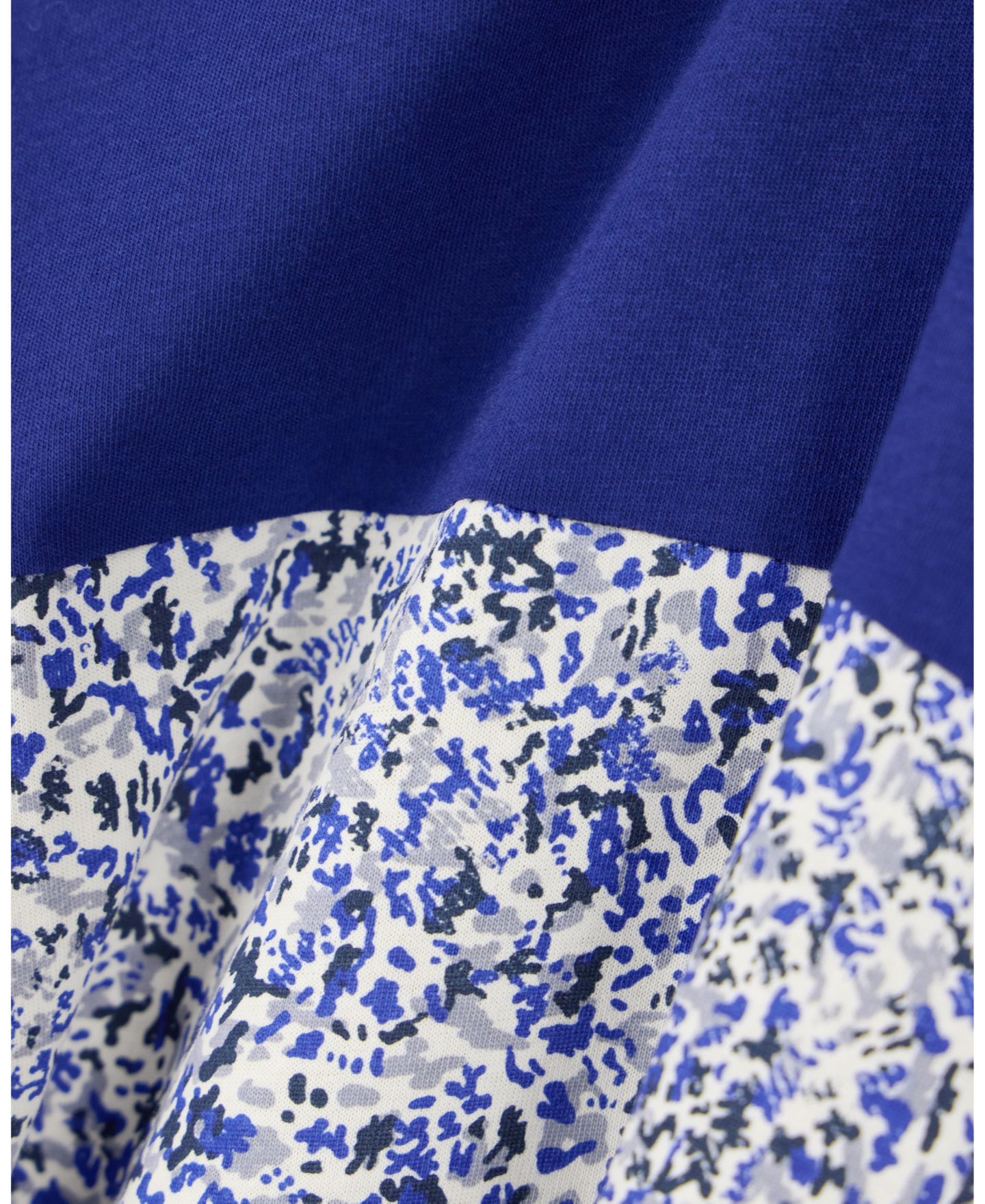 Мужская футболка A|X Armani Exchange Colorblock-Print Crewneck, цвет: Синий — фото 8