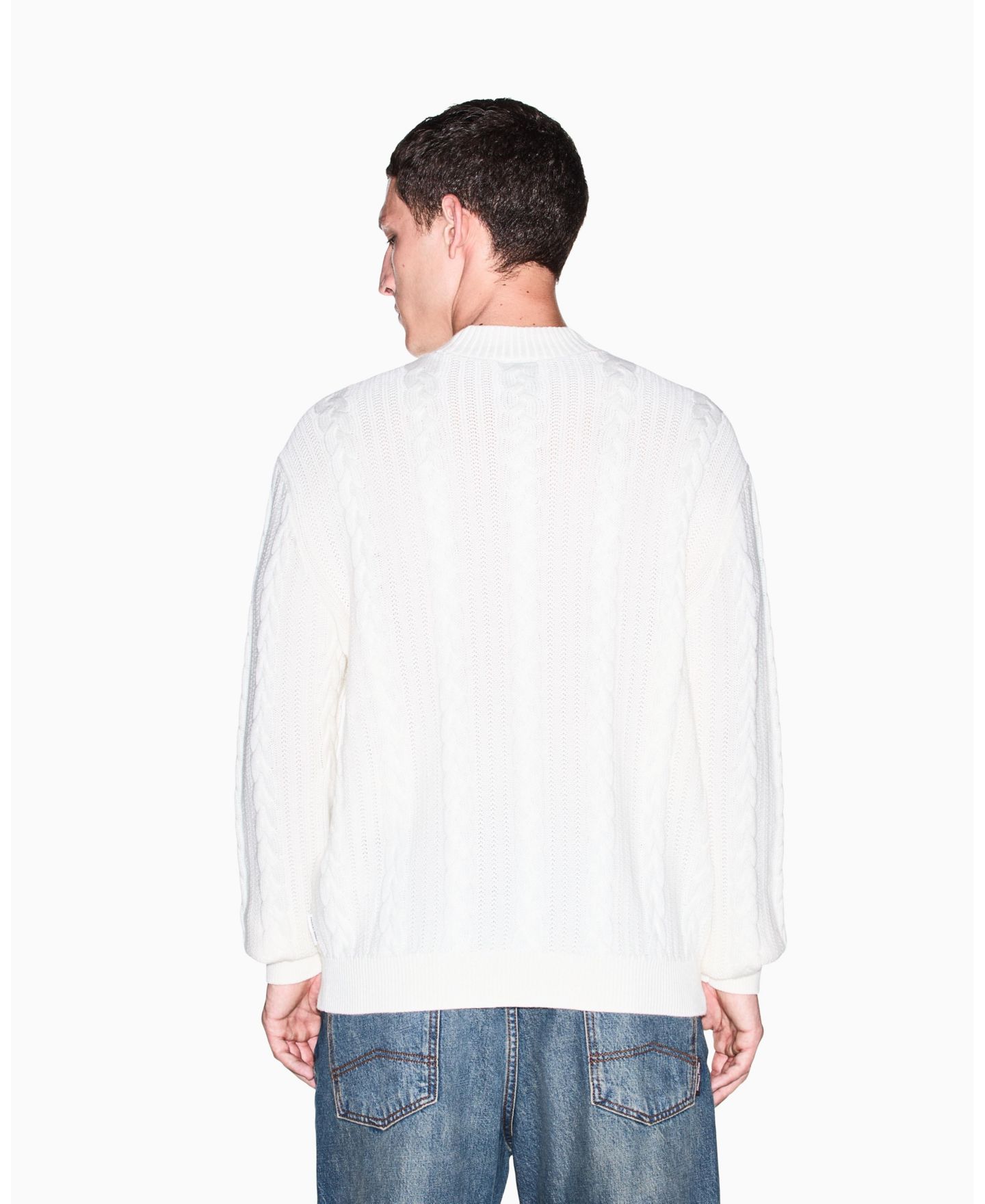 Мужской свитер A|X Armani Exchange из шерсти и хлопка с круглым вырезом, вязка косами, цвет: Винтажный молочный белый — фото 5