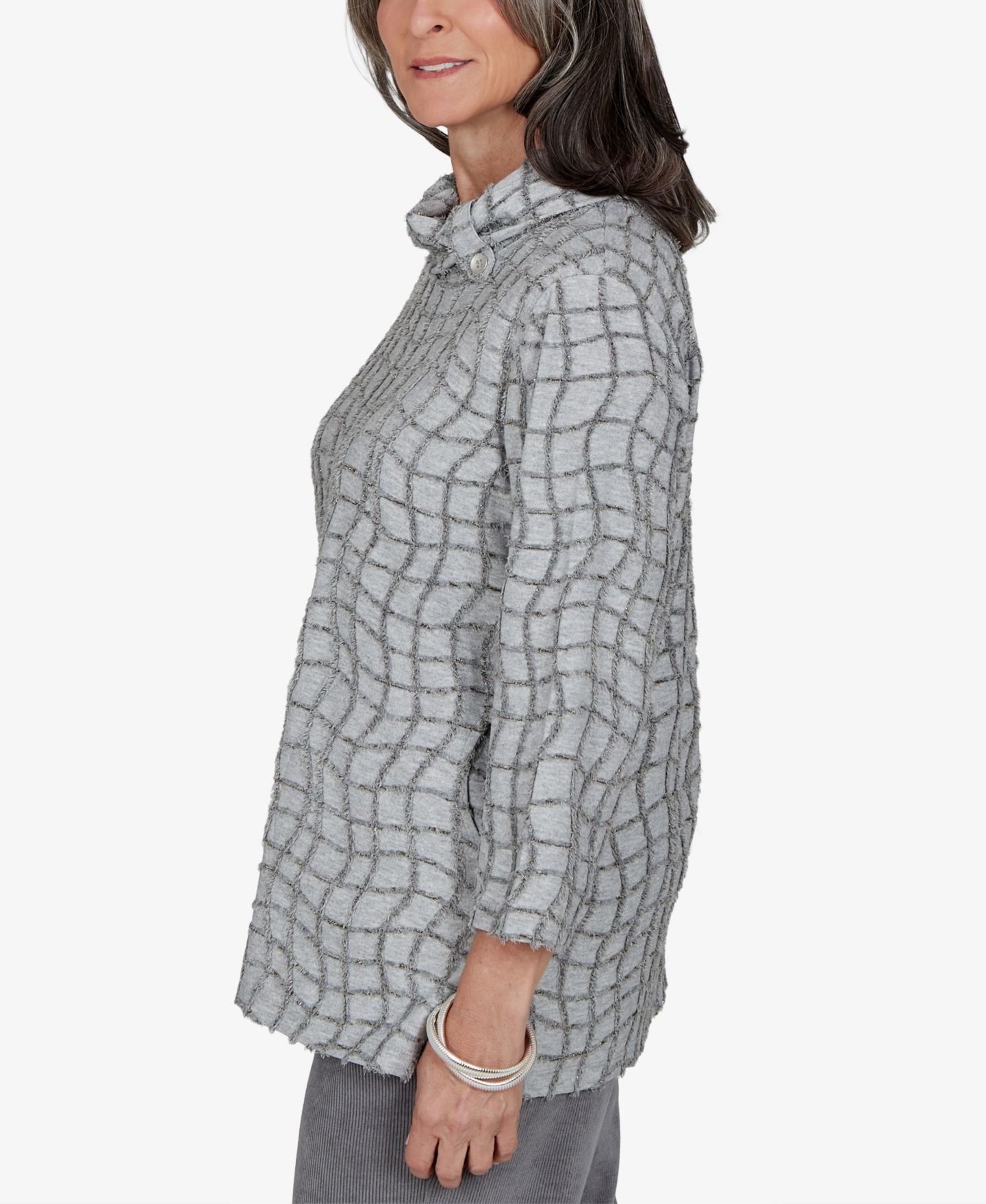 Женский топ Alfred Dunner Lake Champlain Cowl Neck 3/4-Sleeve Textured Tunic, цвет: Серый — фото 3