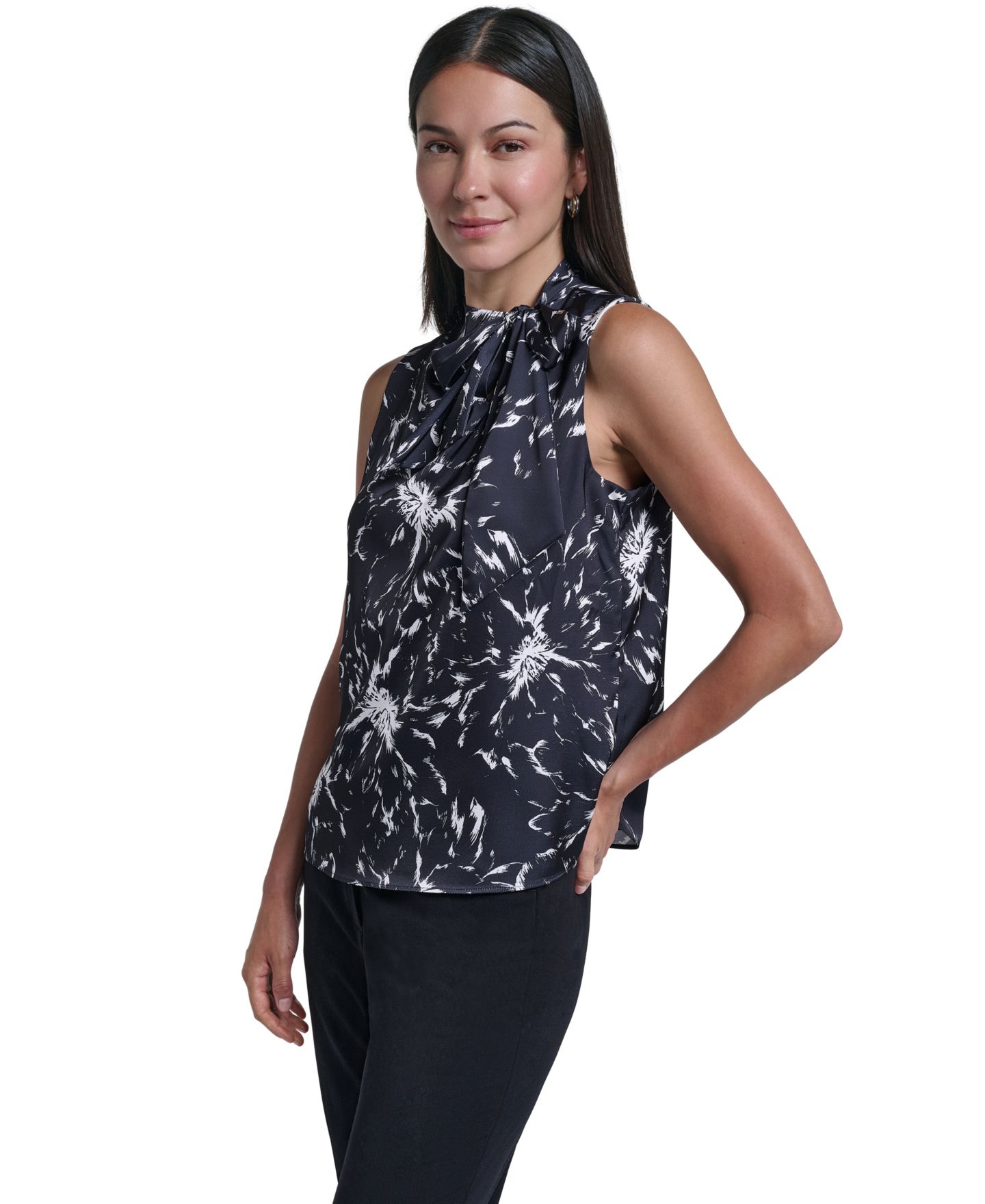 Женская блузка Calvin Klein Tie-Neck Floral Sleeveless, цвет: Чёрный кремовый — фото 3