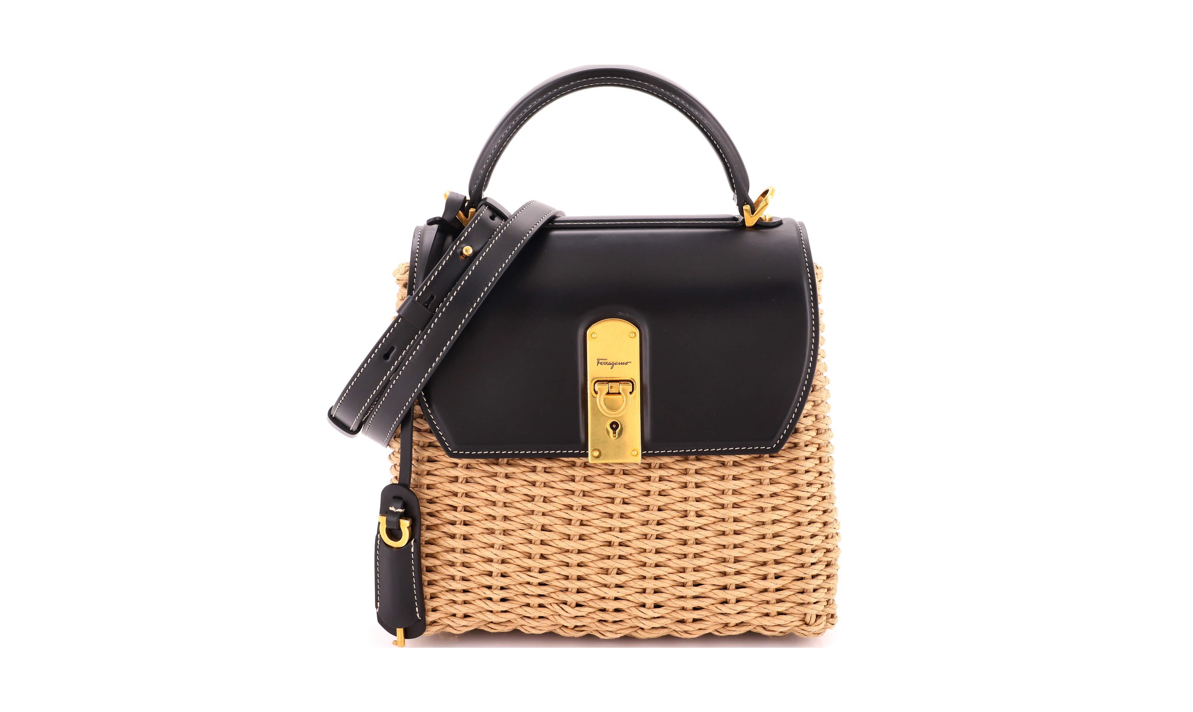 Pre-Owned Salvatore Ferragamo Medium Boxyz Top Handle Bag Wicker