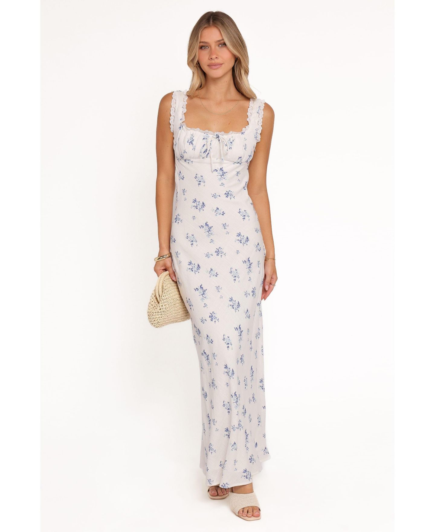 Женское платье Petal and Pup Sakara Square-Neck Open-Back Maxi, цвет: Синий с принтом — фото 4