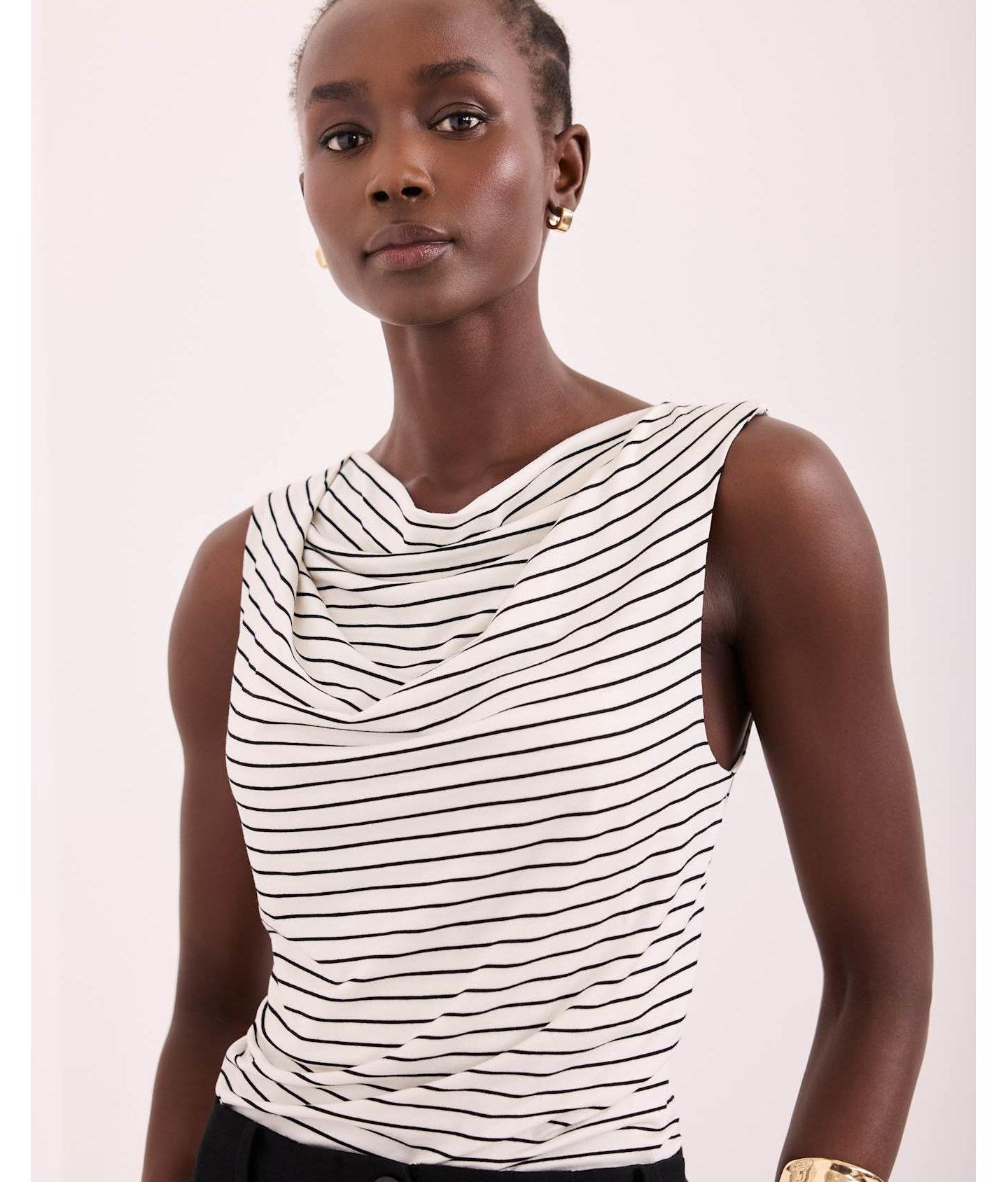 Женский топ Mint Velvet Sleeveless Cowl Neck Striped — фото 3
