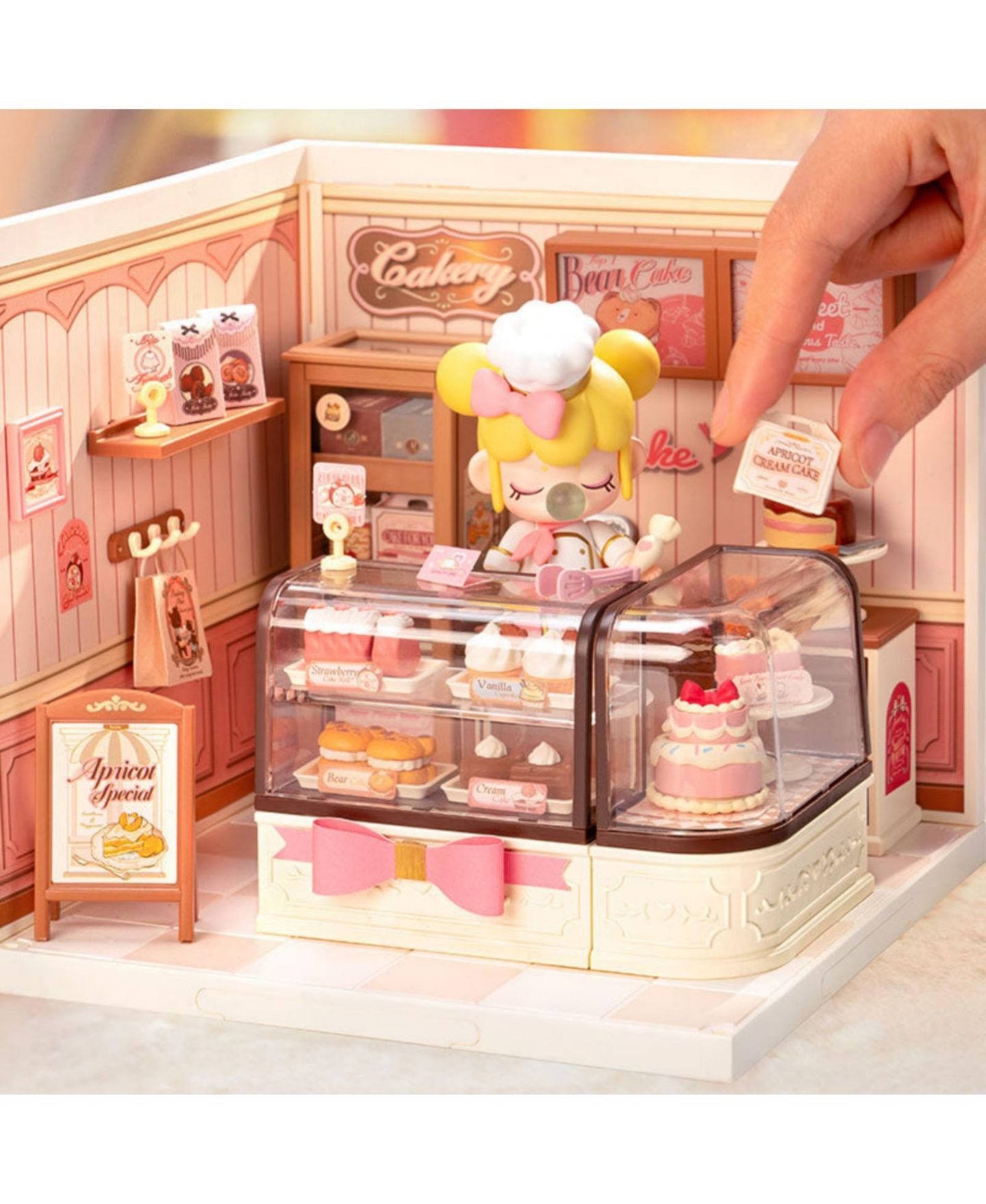 Детские аксессуары для кукол Robotime Super Creator Series Tasty Cake Shop Miniature 115-Piece Dollhouse Kit, Ages 14+ — фото 3