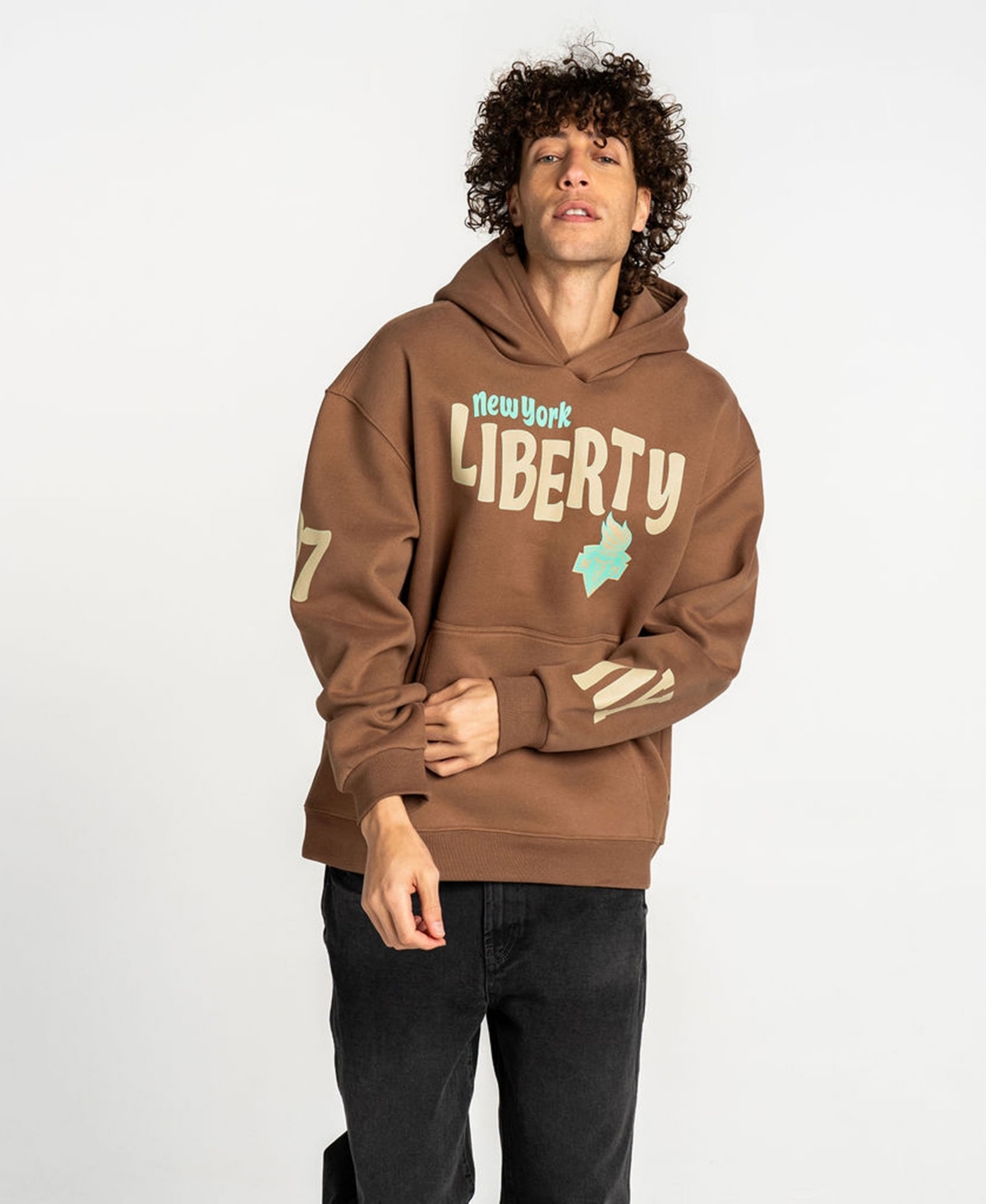The Wild Collective Men's and Women's Brown New York Liberty Washed Fleece Hoodie - Brown